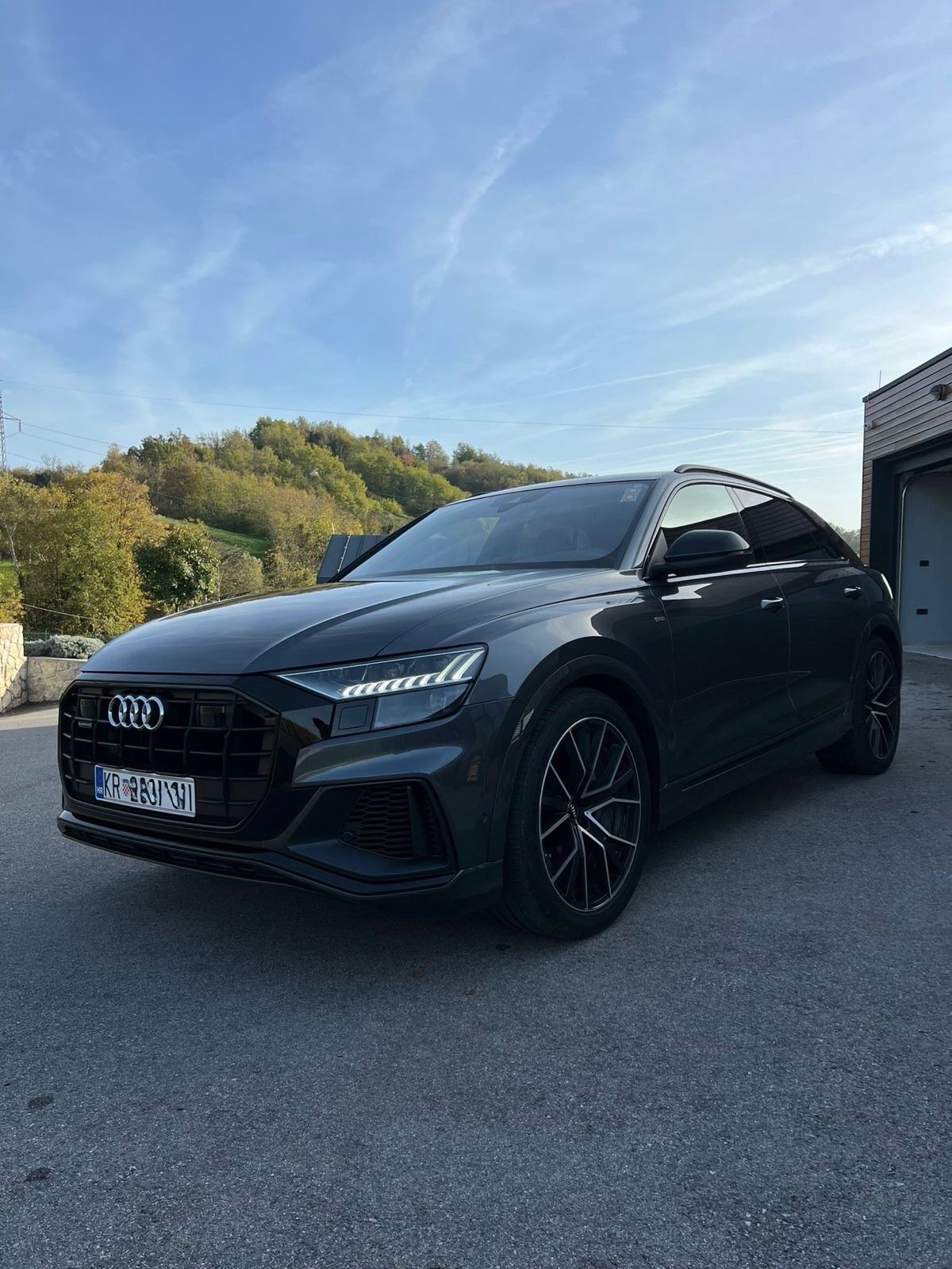 Audi Q8 5,0 TDI Sline • Shadow line, fotografija 2