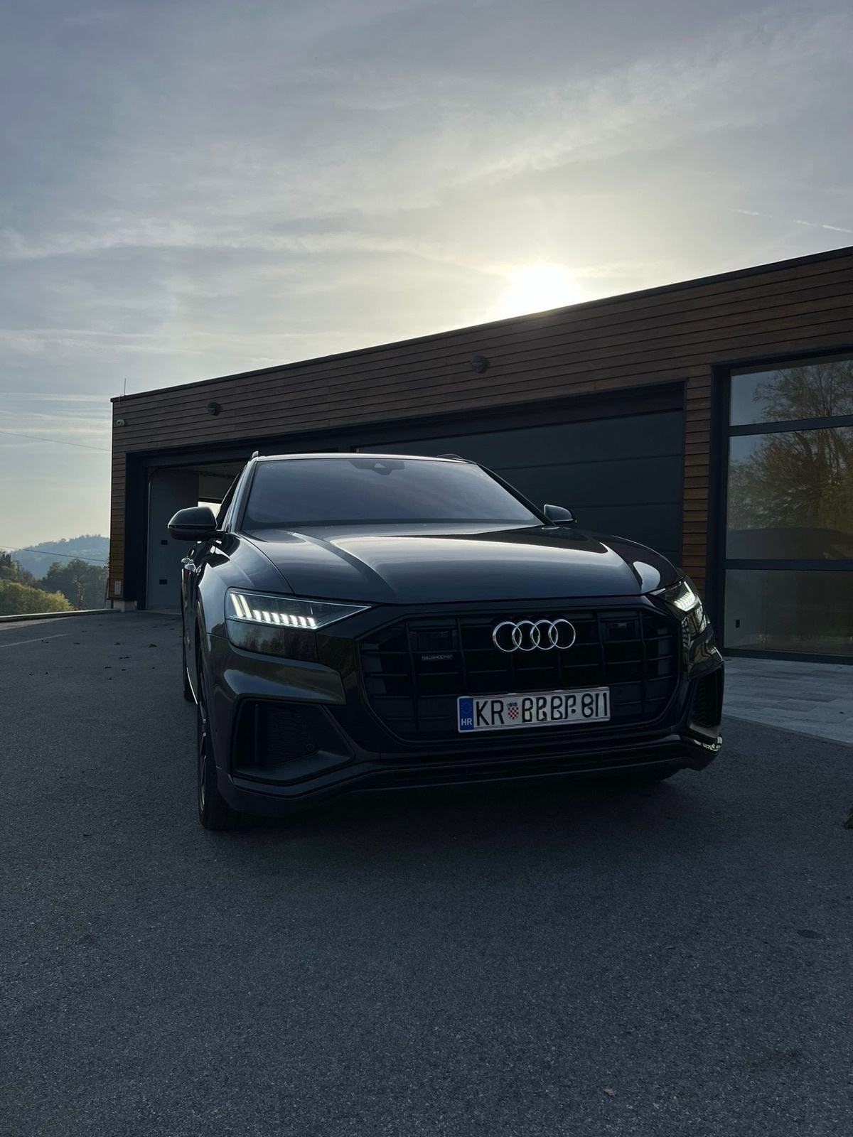 Audi Q8 5,0 TDI Sline • Shadow line, fotografija 5
