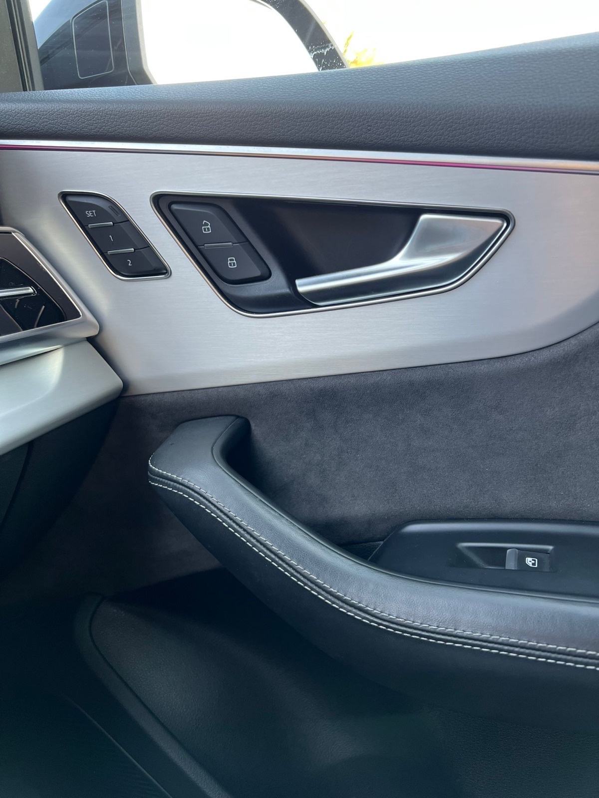 Audi Q8 5,0 TDI Sline • Shadow line, fotografija 9