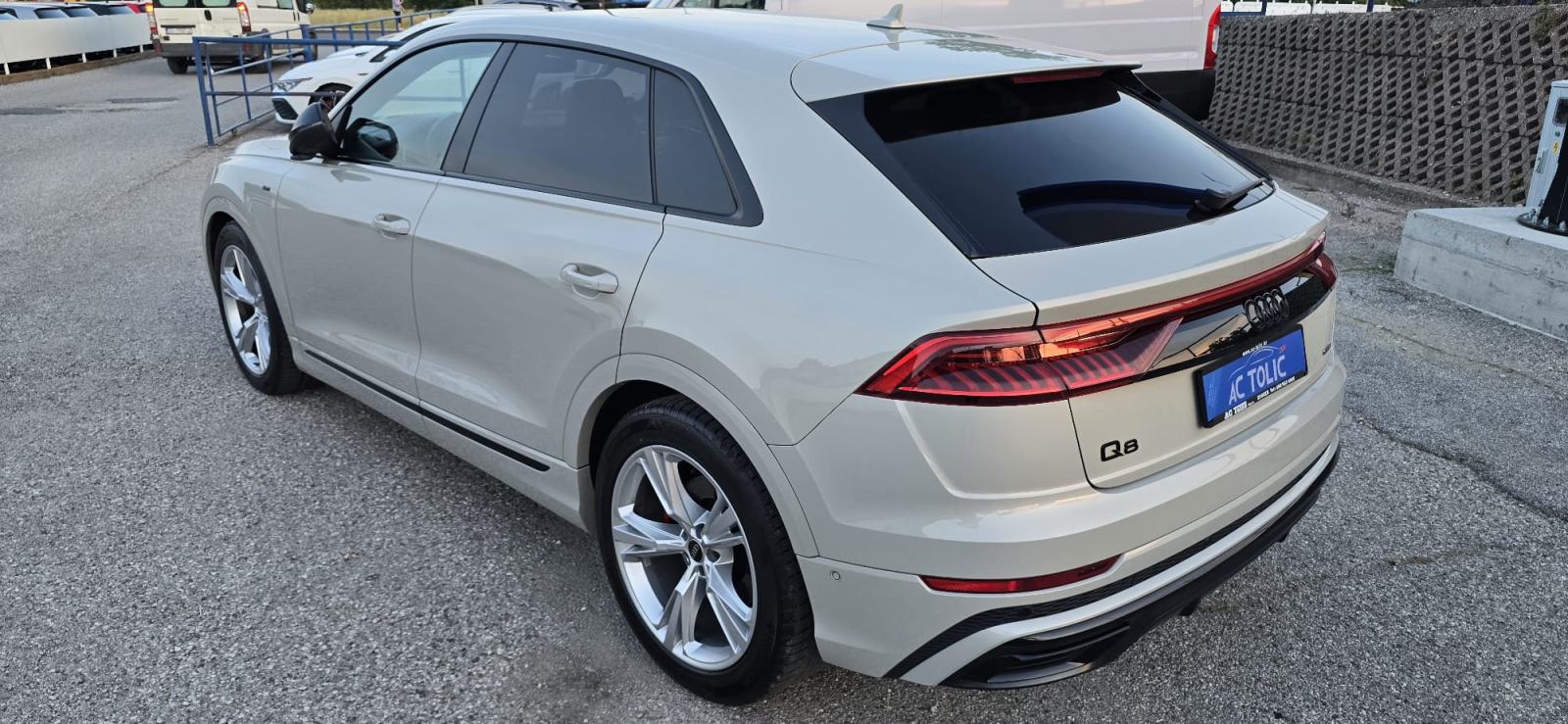 Audi Q8 S-Line Sport Plus 50 TDI, fotografija 6