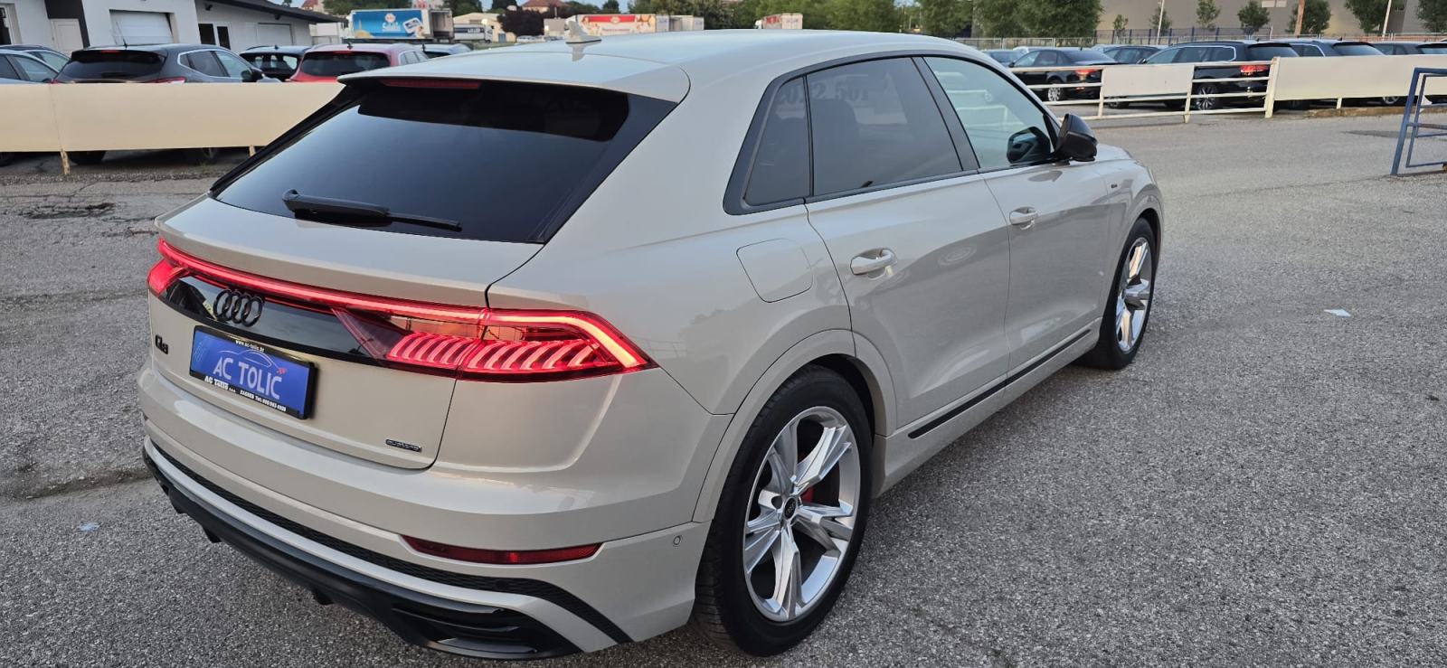 Audi Q8 S-Line Sport Plus 50 TDI, fotografija 11