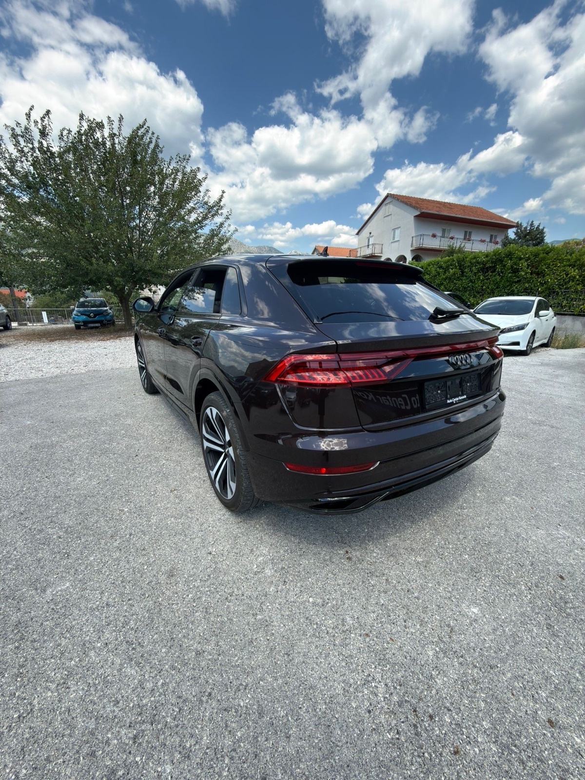 Audi Q8 50 TDI automatik **REZERVIRAN**, fotografija 2