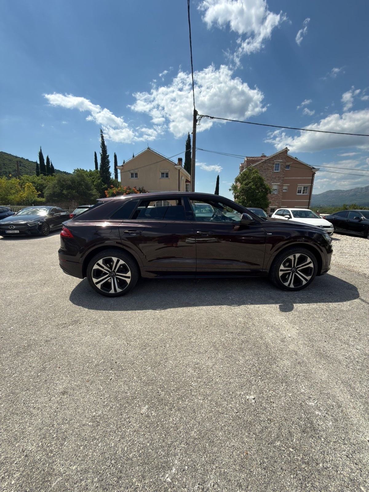 Audi Q8 50 TDI automatik **REZERVIRAN**, fotografija 3