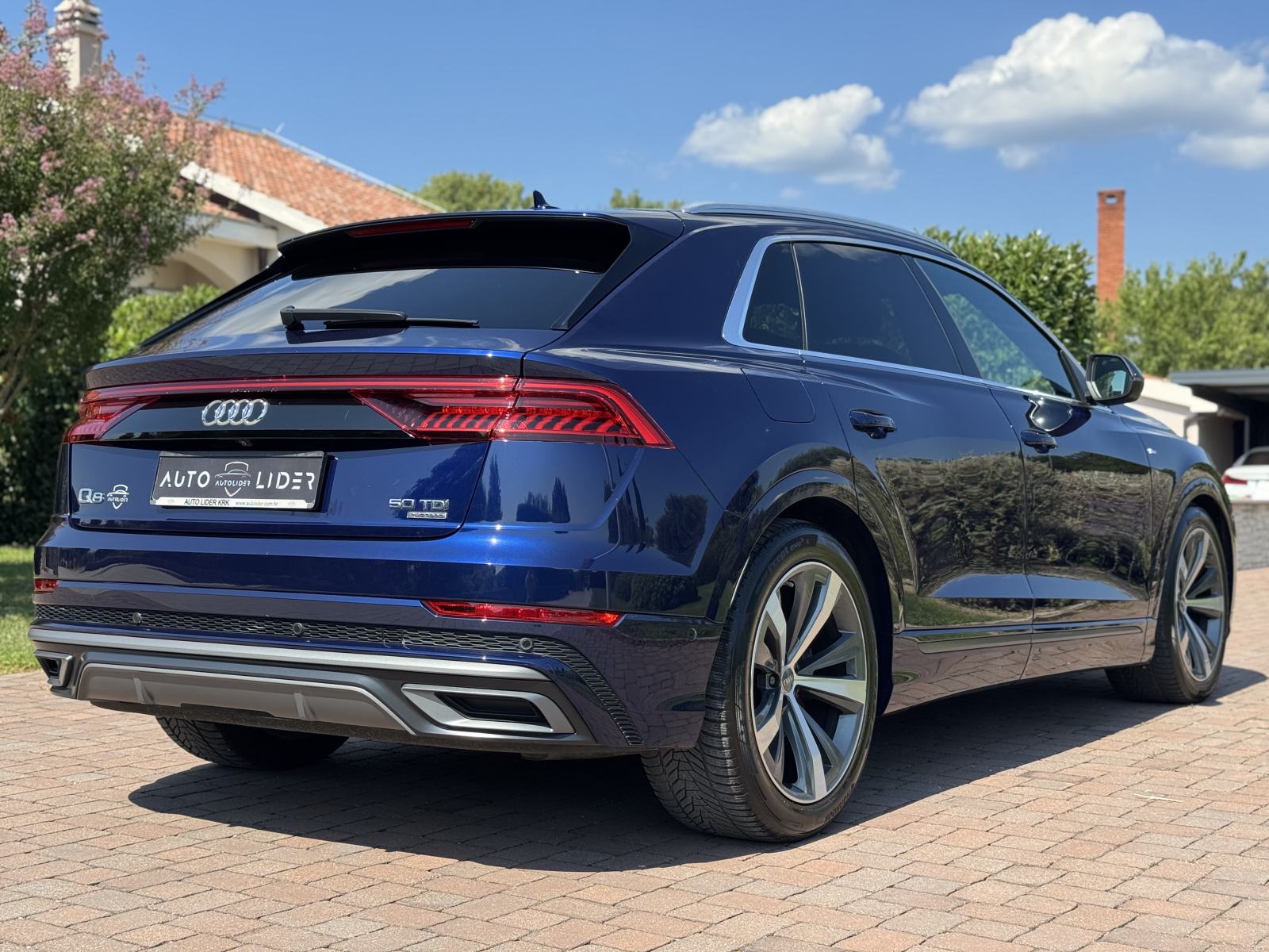 Audi Q8 50 TDI S line HeadUp/SoftC/360/ZrOvj/BlindSpot/Matrix/ACC, fotografija 8