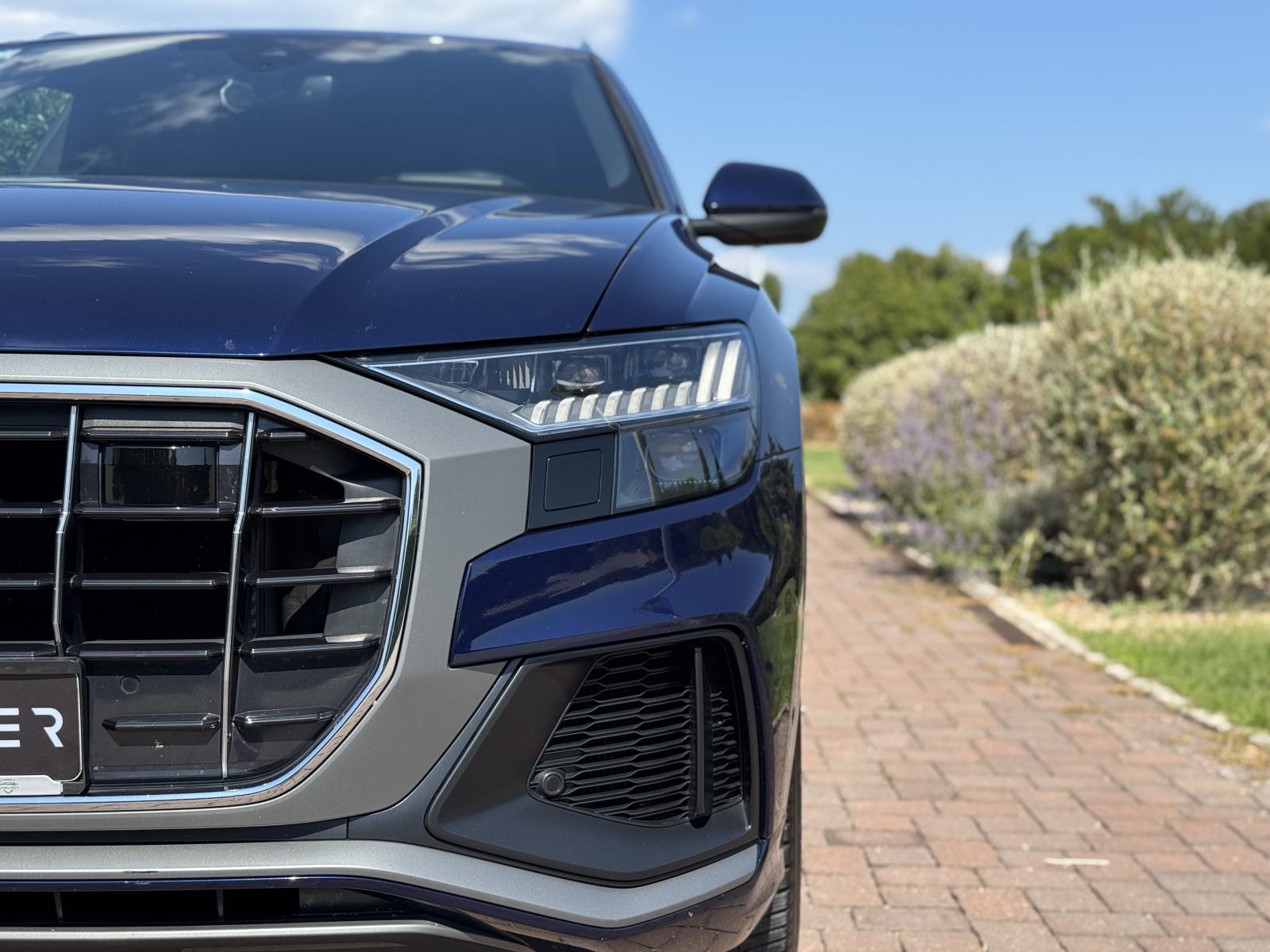 Audi Q8 50 TDI S line HeadUp/SoftC/360/ZrOvj/BlindSpot/Matrix/ACC, fotografija 11