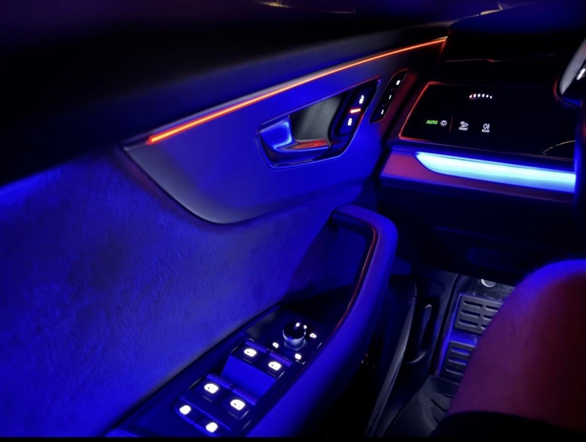 Audi Q8 50 TDI QUATTRO 3x S-Line BlackOptic Matrix Hd*Zračni ovjes*Zg, fotografija 5