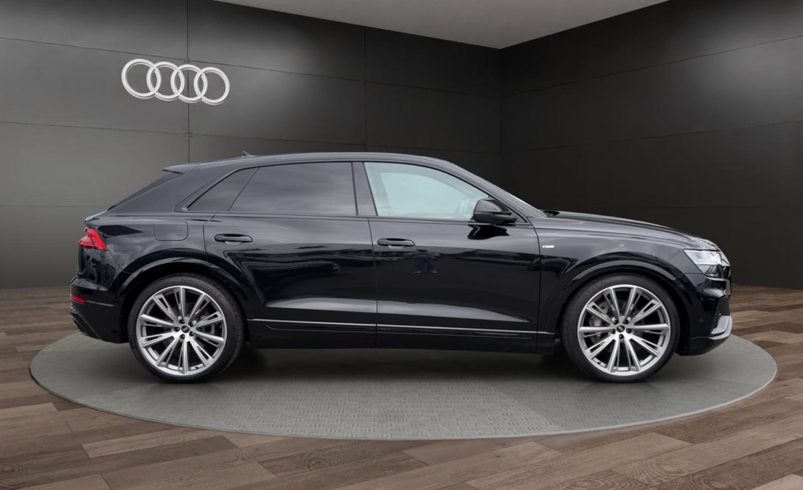 Audi Q8 50 TDI quattro - S-LINE, MATRIX, B&O, CONNECT, KUKA, fotografija 3
