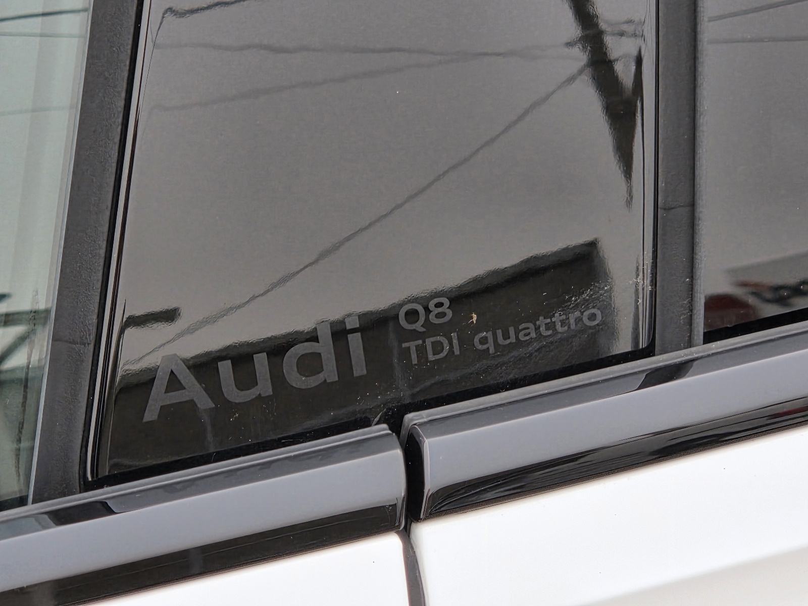 Audi Q8 50 TDI Quattro RS-line --2025.g.--12.000km--Novo--, fotografija 6