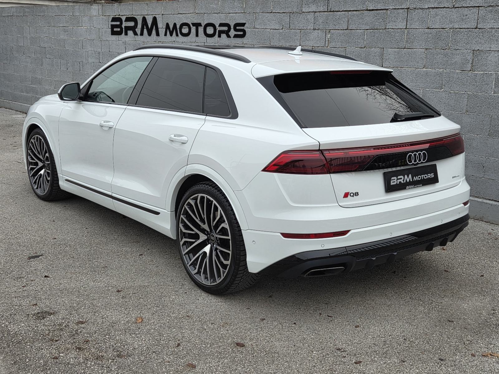 Audi Q8 50 TDI Quattro RS-line --2025.g.--12.000km--Novo--, fotografija 5