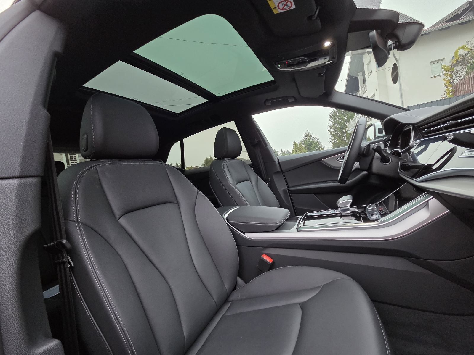 Audi Q8 50 TDI Quattro RS-line --2025.g.--12.000km--Novo--, fotografija 18