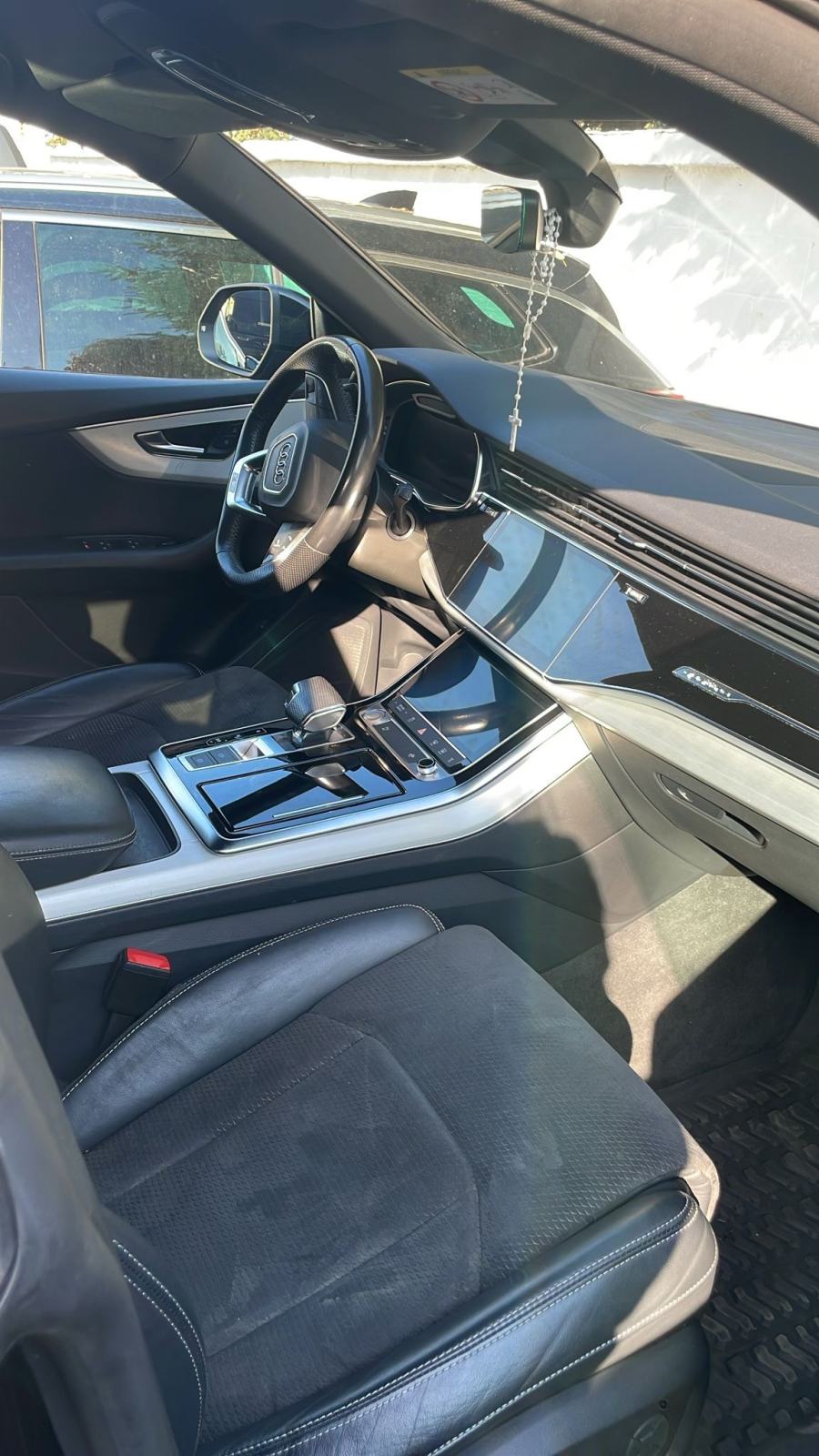 Audi Q8 50 TDI, mild hybrid, fotografija 4