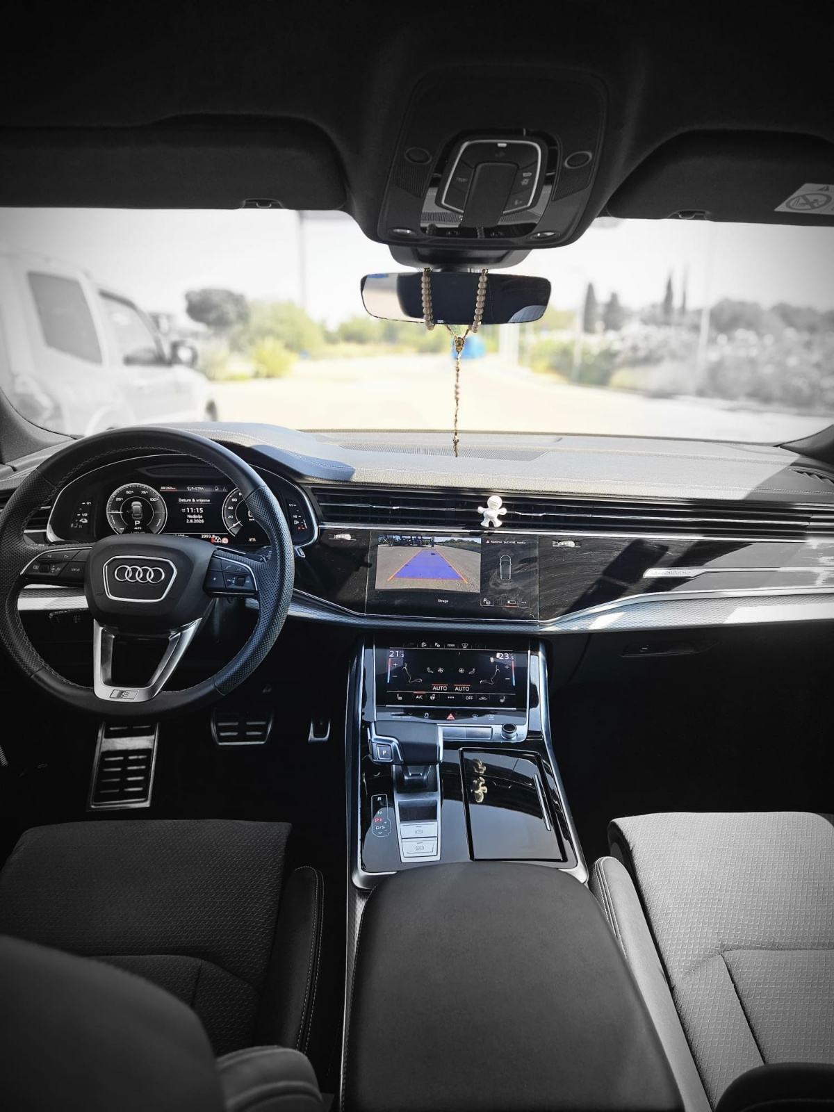 Audi Q8 55 TFSI automatik, fotografija 12