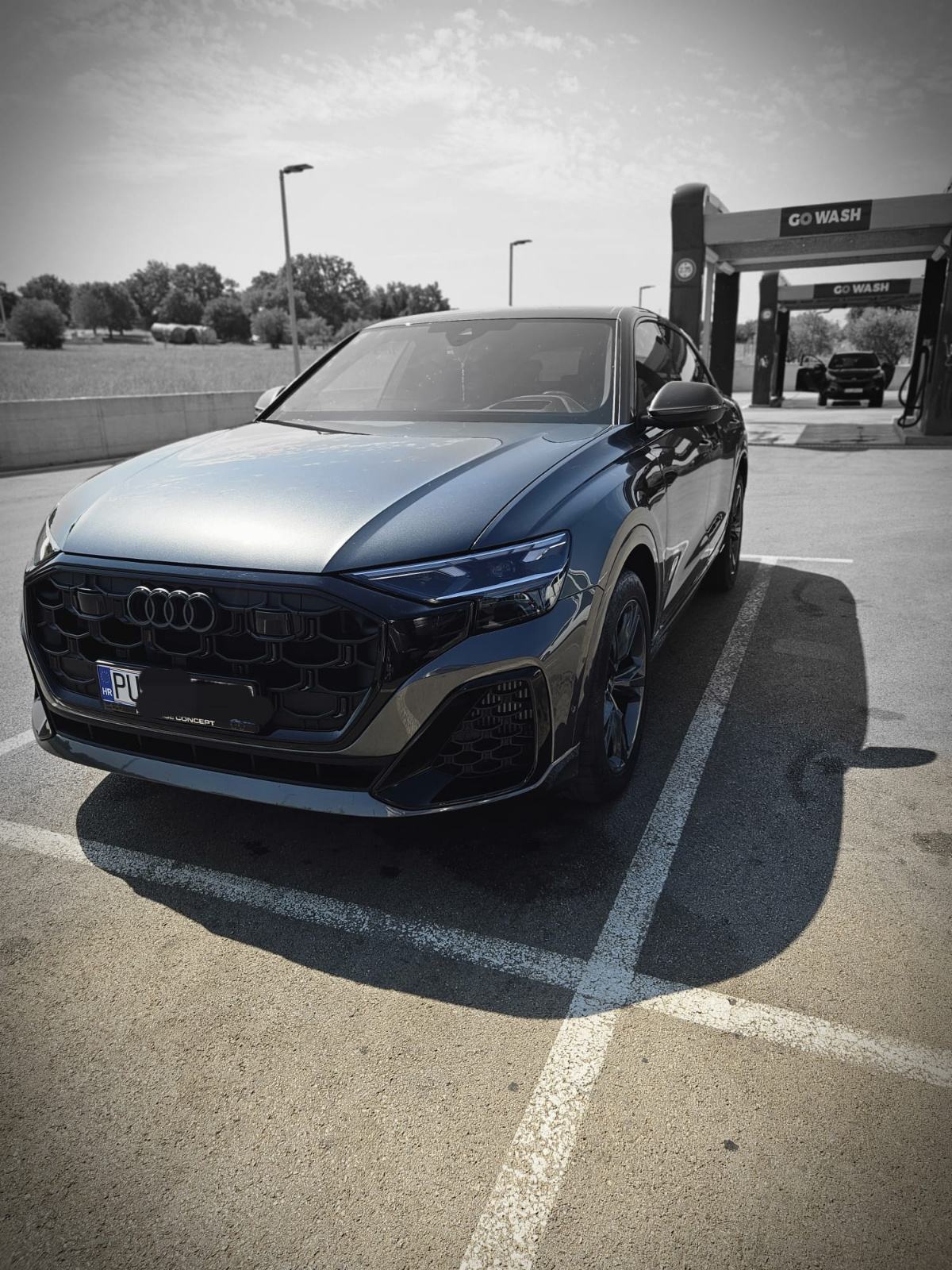 Audi Q8 55 TFSI automatik, fotografija 7