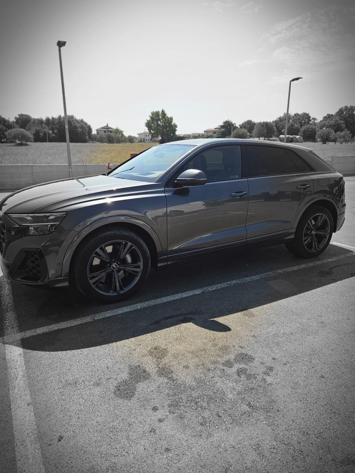 Audi Q8 55 TFSI automatik, fotografija 9
