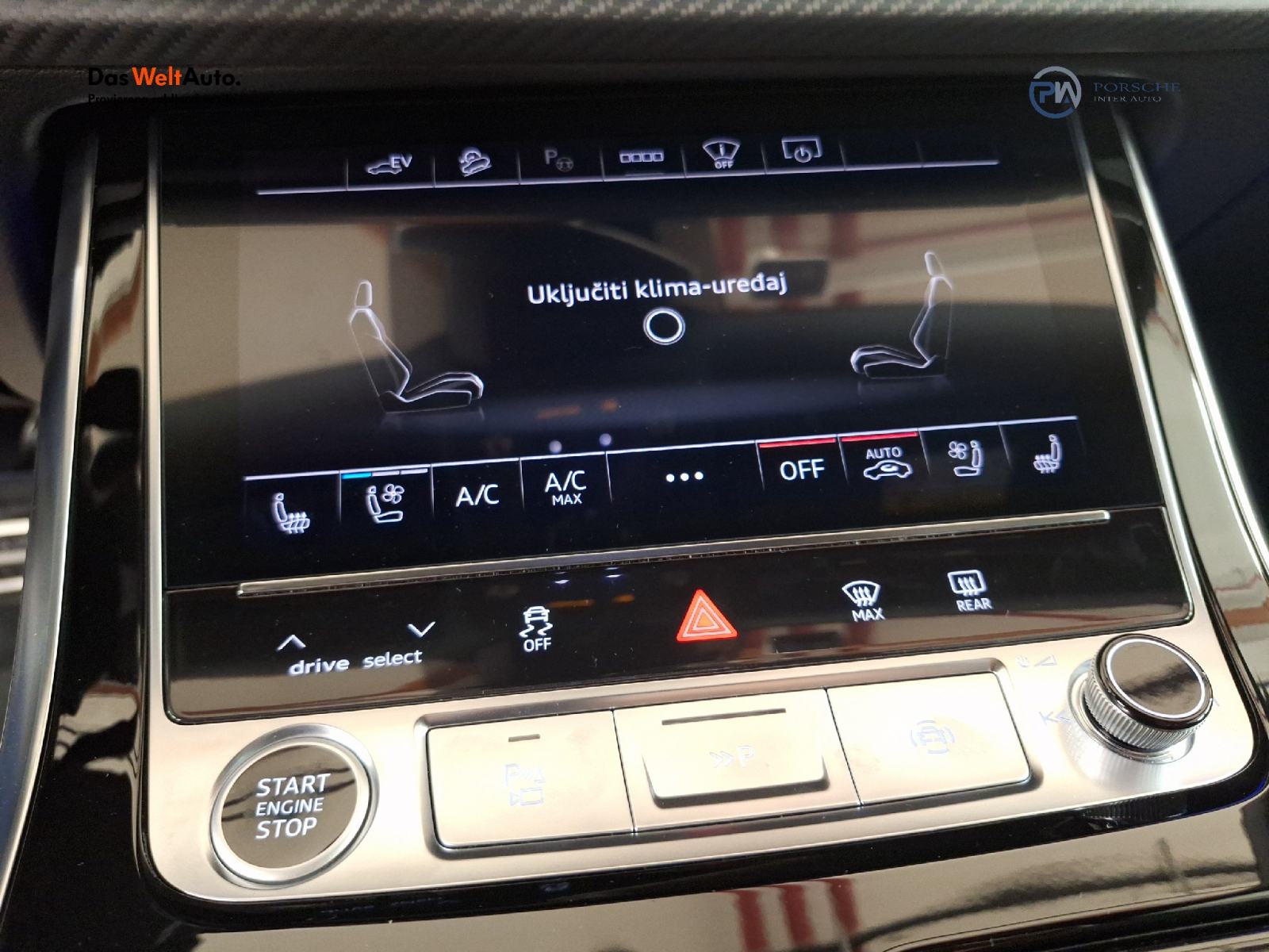 Audi Q8 60TFSIe quattro tip * DEMO VOZILO *, fotografija 15