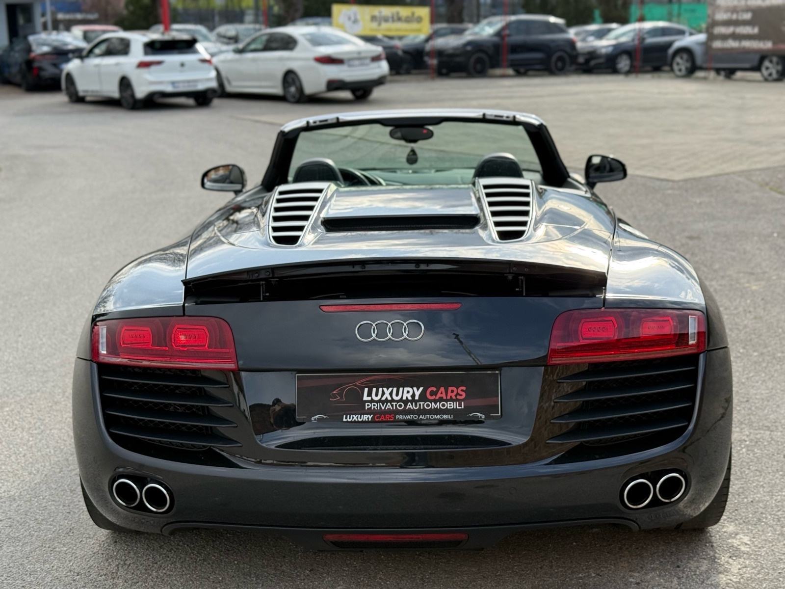 Audi R8 Spyder 4.2 Fsi F1 25Tkm Novo!!! B&O,Kamera,19”,Zamjena!!!!, fotografija 3