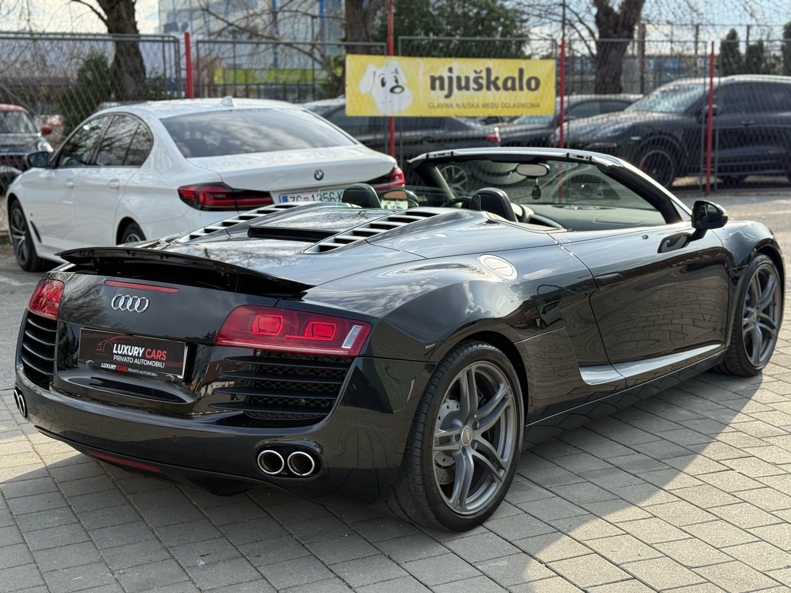 Audi R8 Spyder 4.2 Fsi F1 25Tkm Novo!!! B&O,Kamera,19”,Zamjena!!!!, fotografija 7