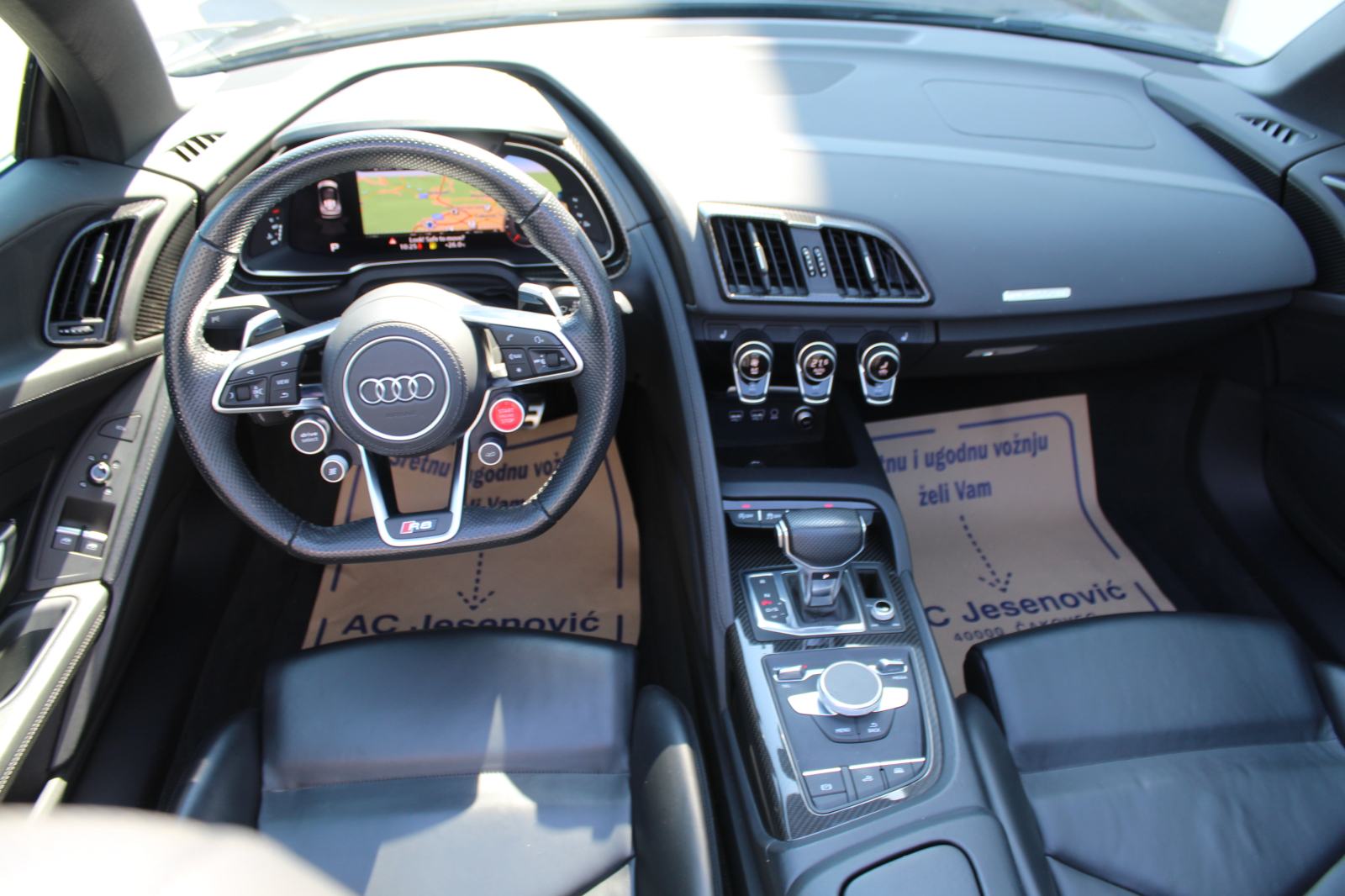 Audi R8 V10 Plus, fotografija 17