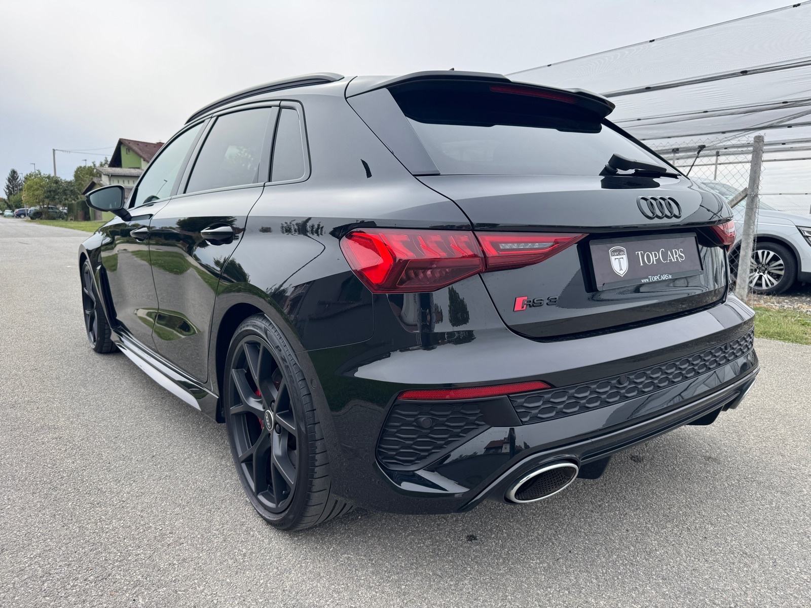 Audi RS3 2.5 TFSI Quattro Black edition, fotografija 4