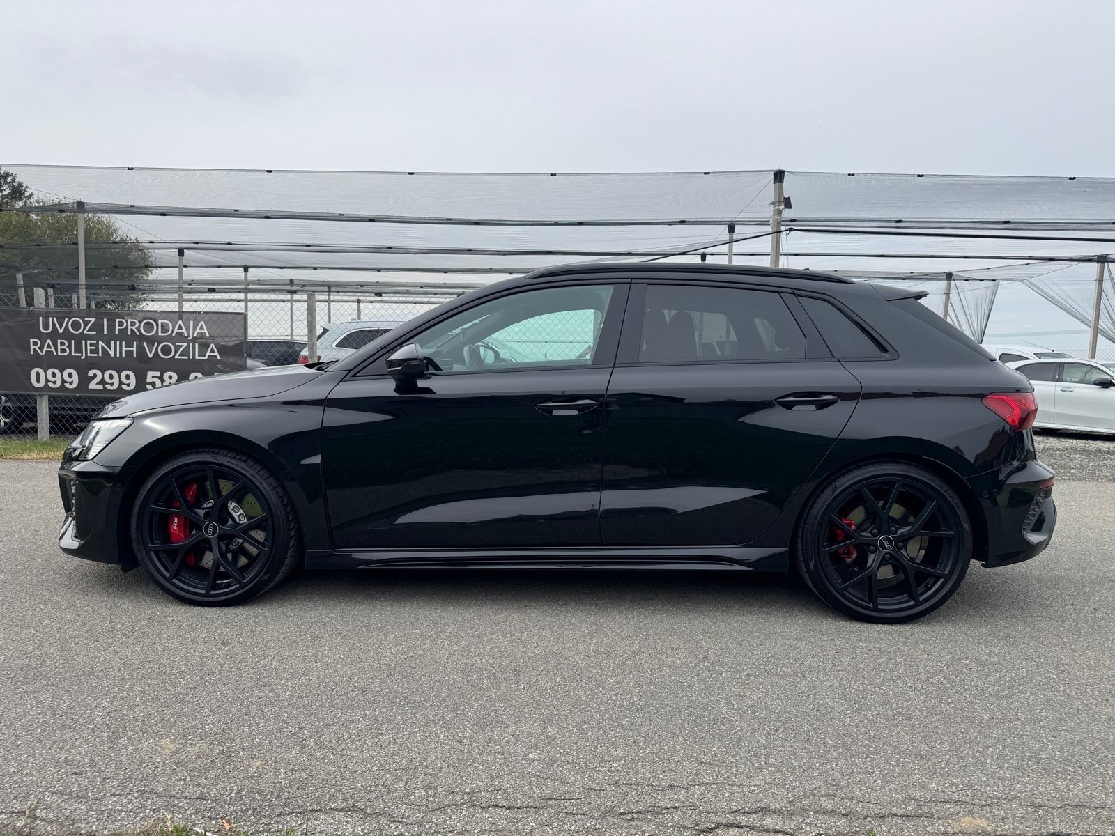 Audi RS3 2.5 TFSI Quattro Black edition, fotografija 8