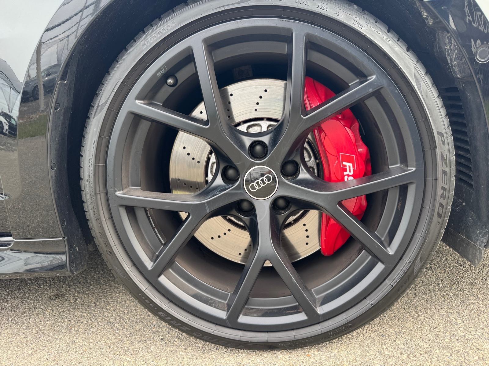 Audi RS3 2.5 TFSI Quattro Black edition, fotografija 9