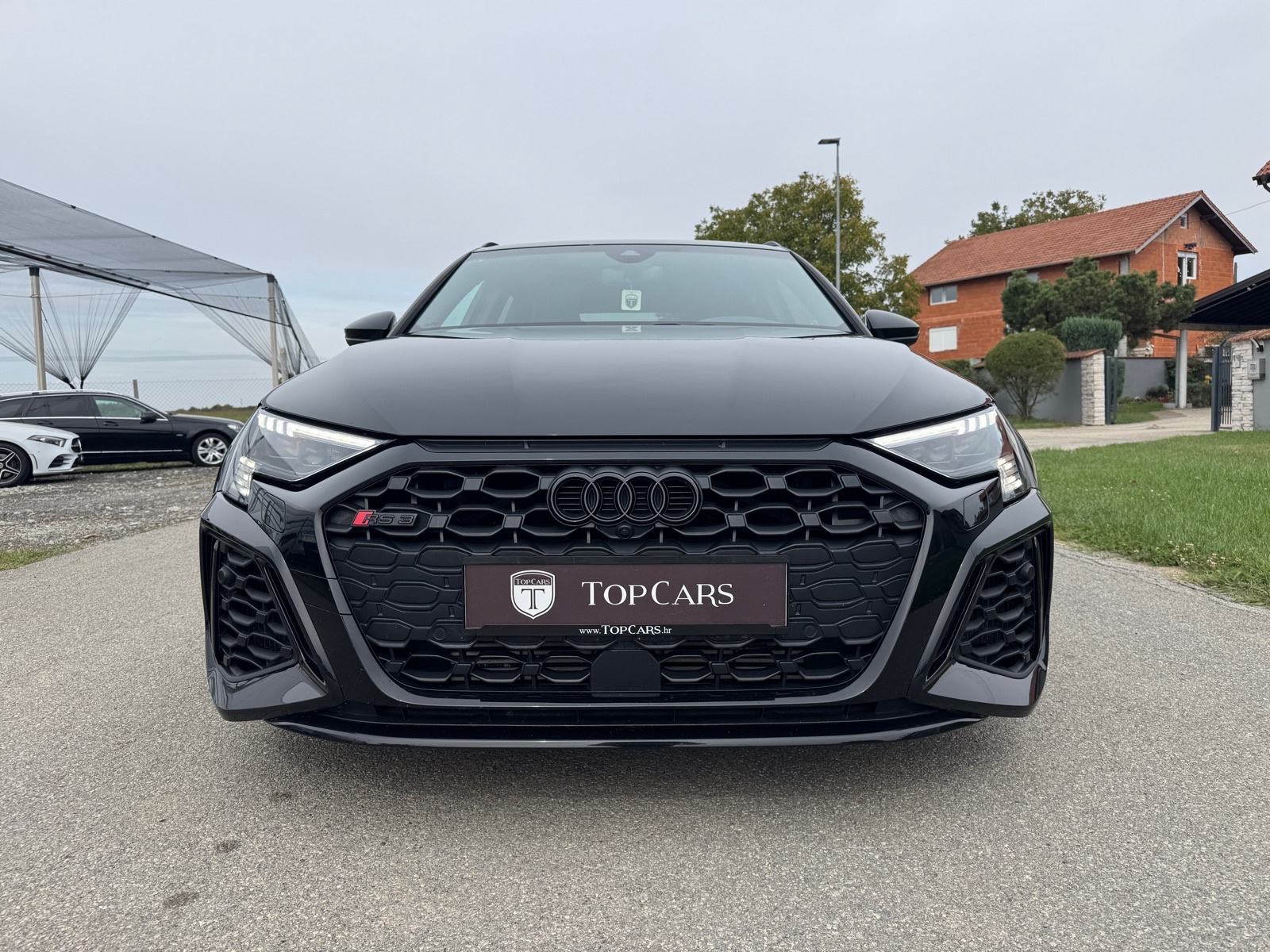 Audi RS3 2.5 TFSI Quattro Black edition, fotografija 3