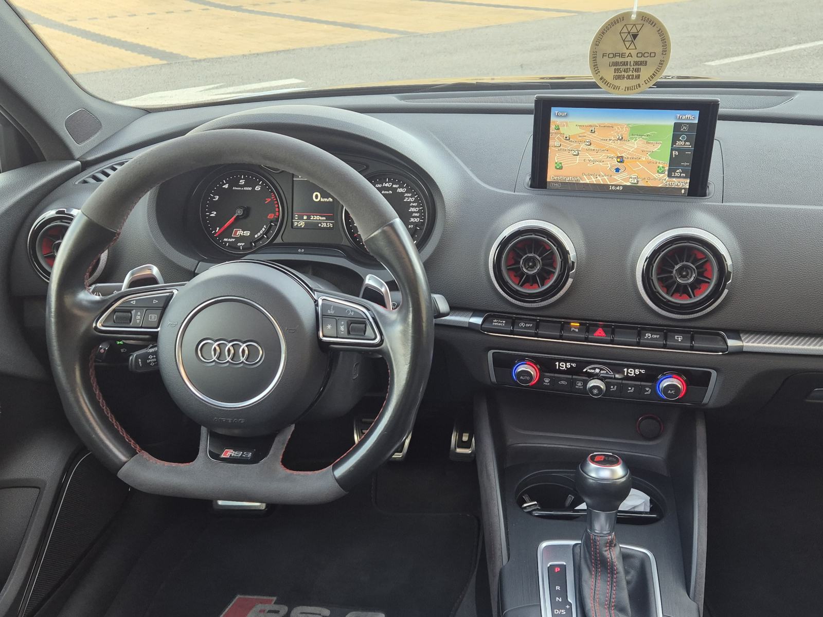 Audi RS3 quattro 2.5 TFSI*PANORAMA*BANG&OLUFSEN*NAVI*FULL*REG.02.2027., fotografija 14