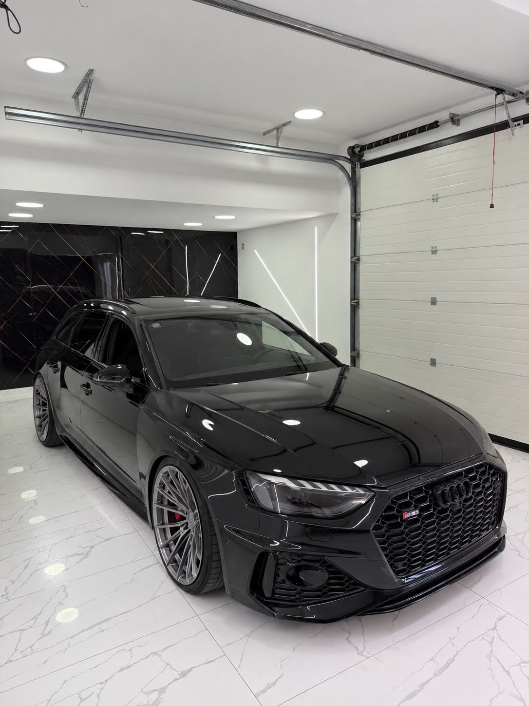 Audi RS4 AVANT 2.9TFSI QUATTRO S-TRONIC, pogled izvana - slika 1