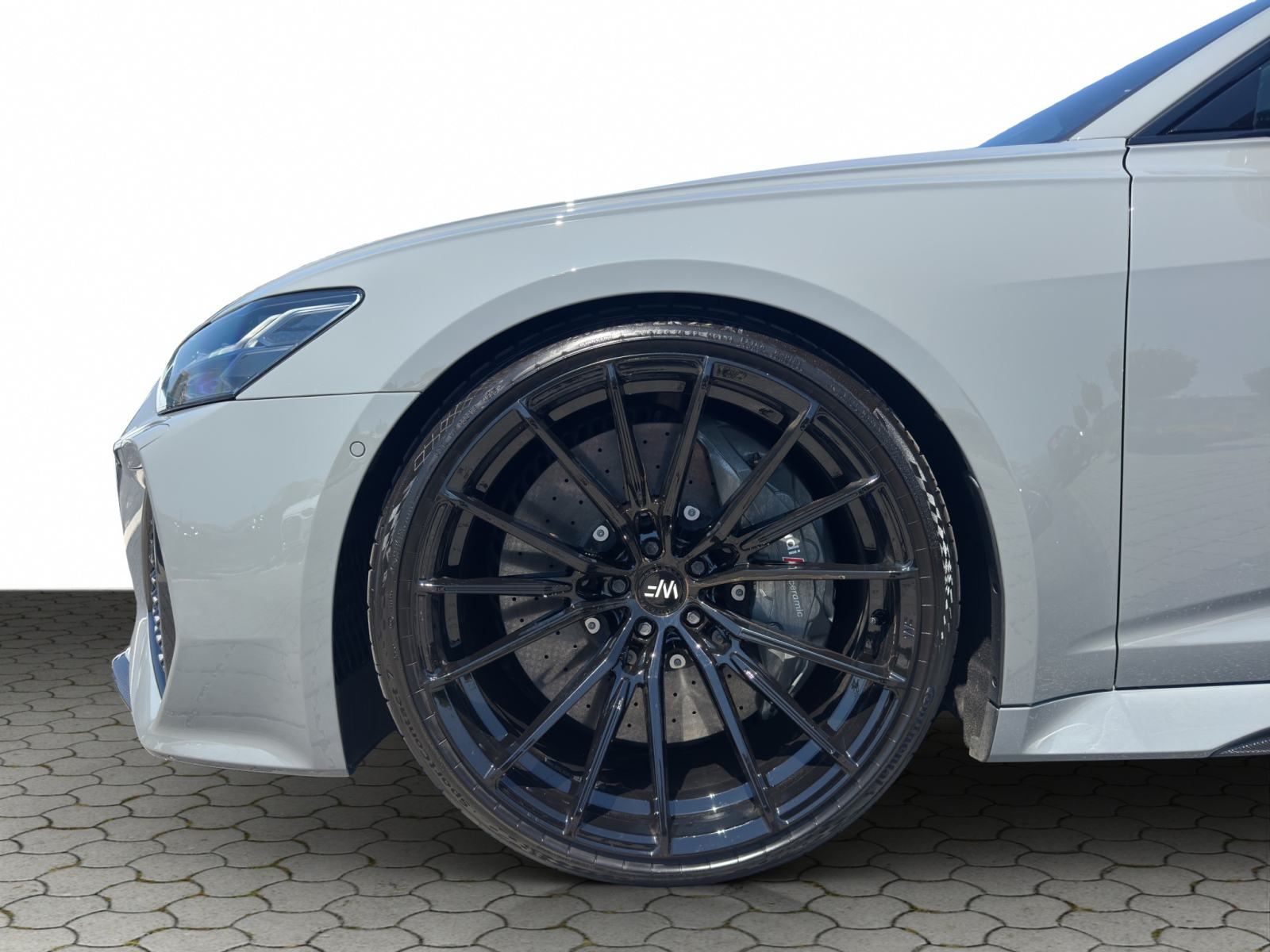 Audi RS6 Avant 4.0 TFSI quattro, fotografija 17