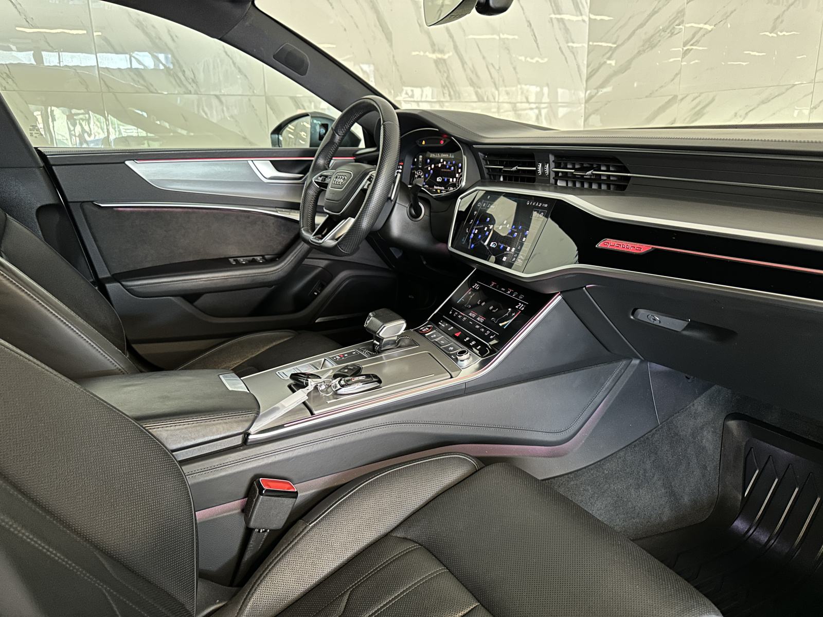 Audi RS7 4.0 TFSI |SoftC|NightV|HUD|Masaža|Hlajenje|ACC|R22, fotografija 16