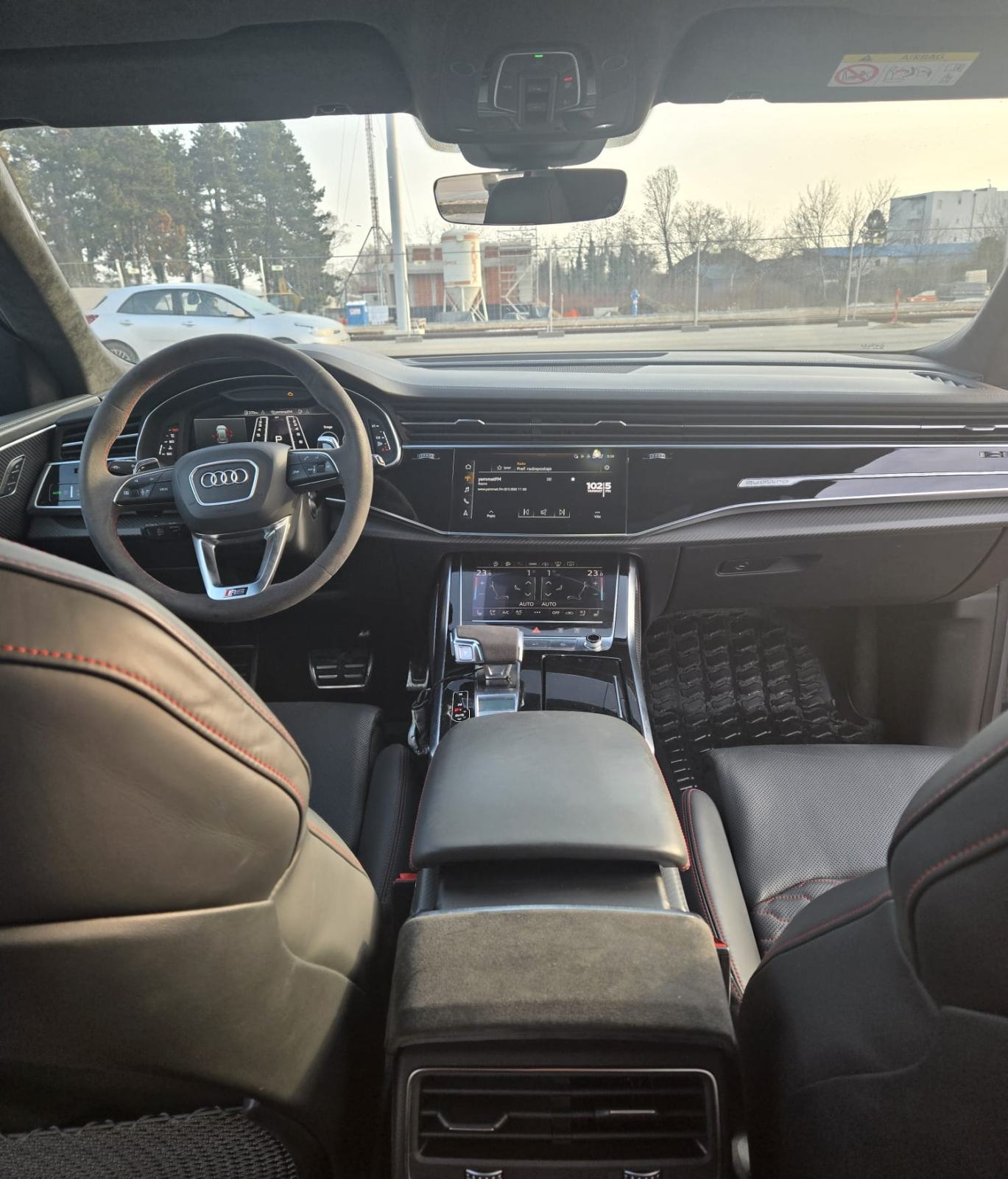 Audi RSQ8 SUV - top speed 305 km/h, u PDVu, pogled izvana - slika 2