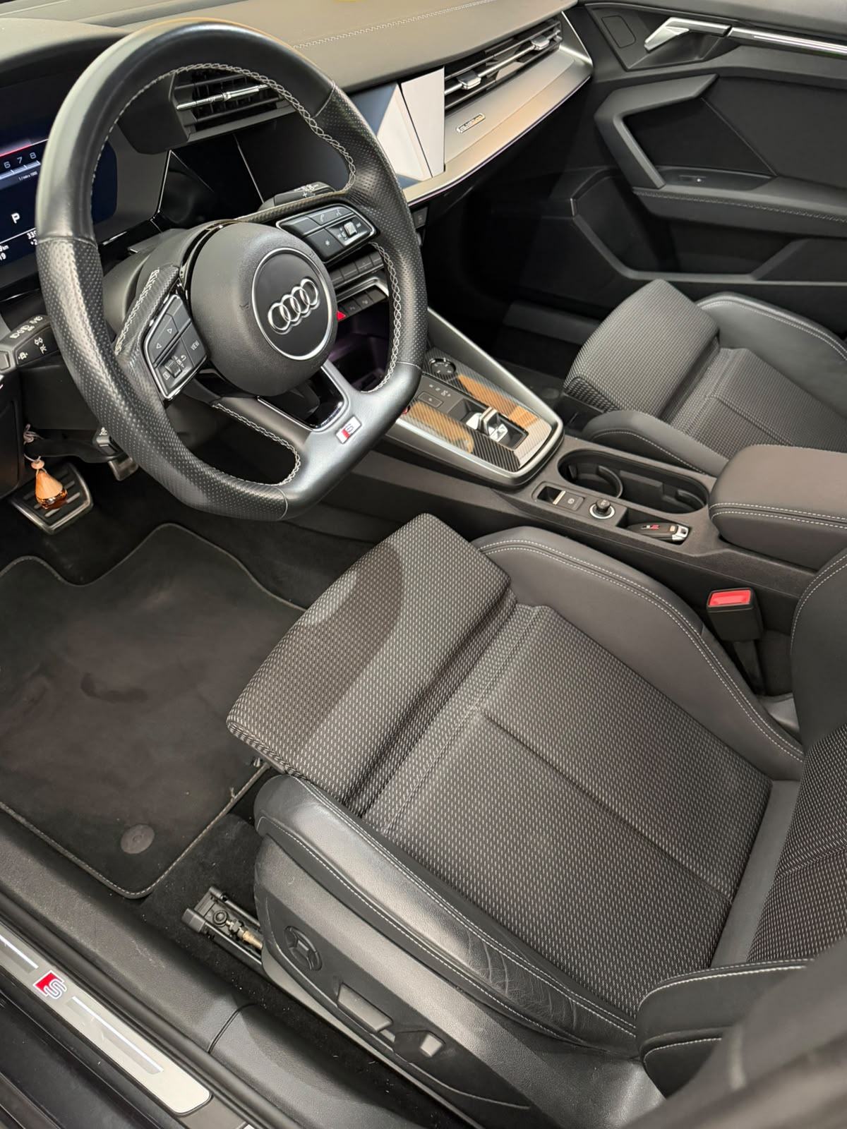 Audi S3 8Y Sportback Matrix Carbon Bang&Olufsen, fotografija 12