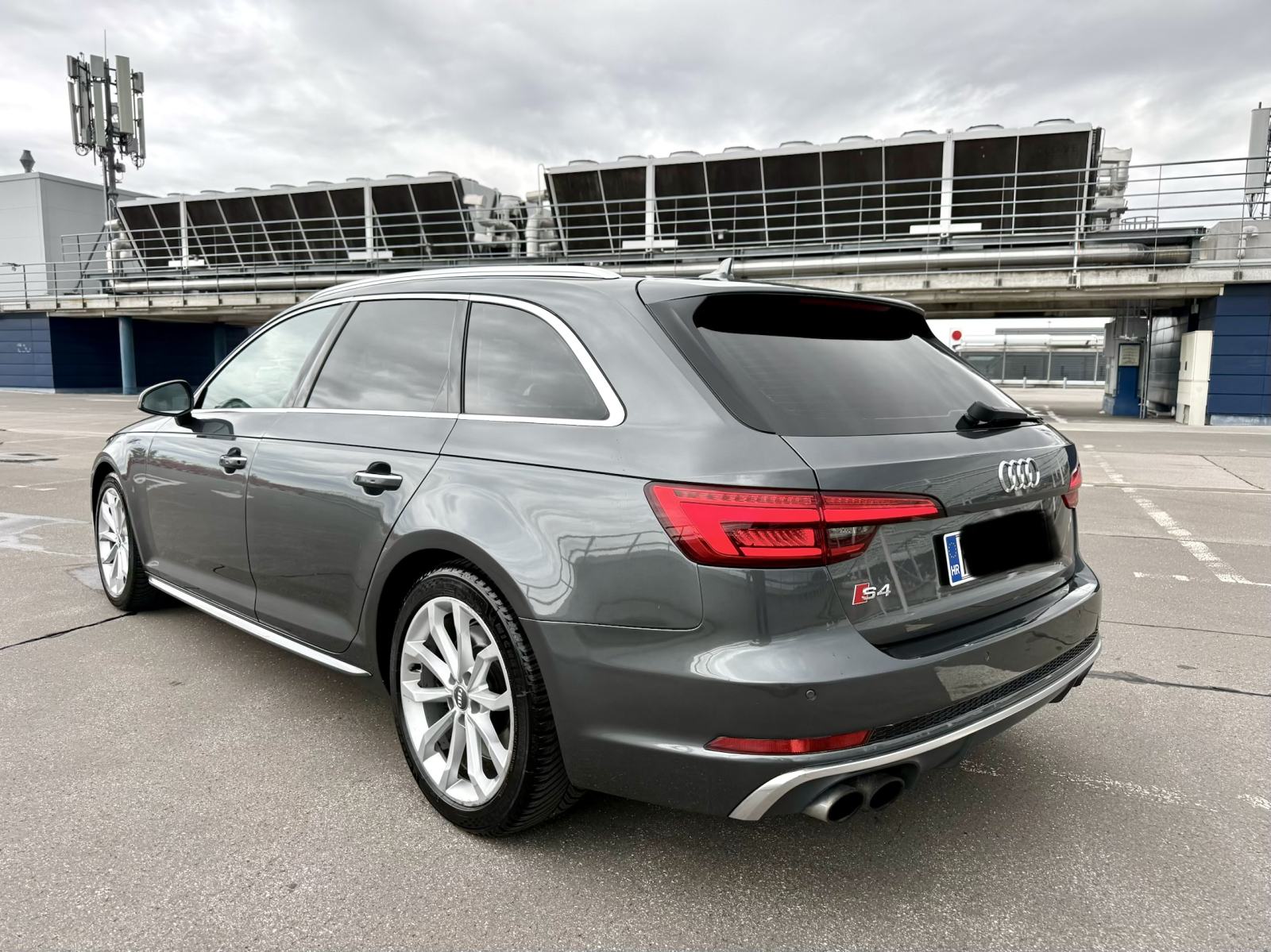 Audi S4 Avant 3.0 TFSI V6 Quattro 354KS *PANORAMA*HEAD UP*MATRIX*KOŽA, fotografija 4
