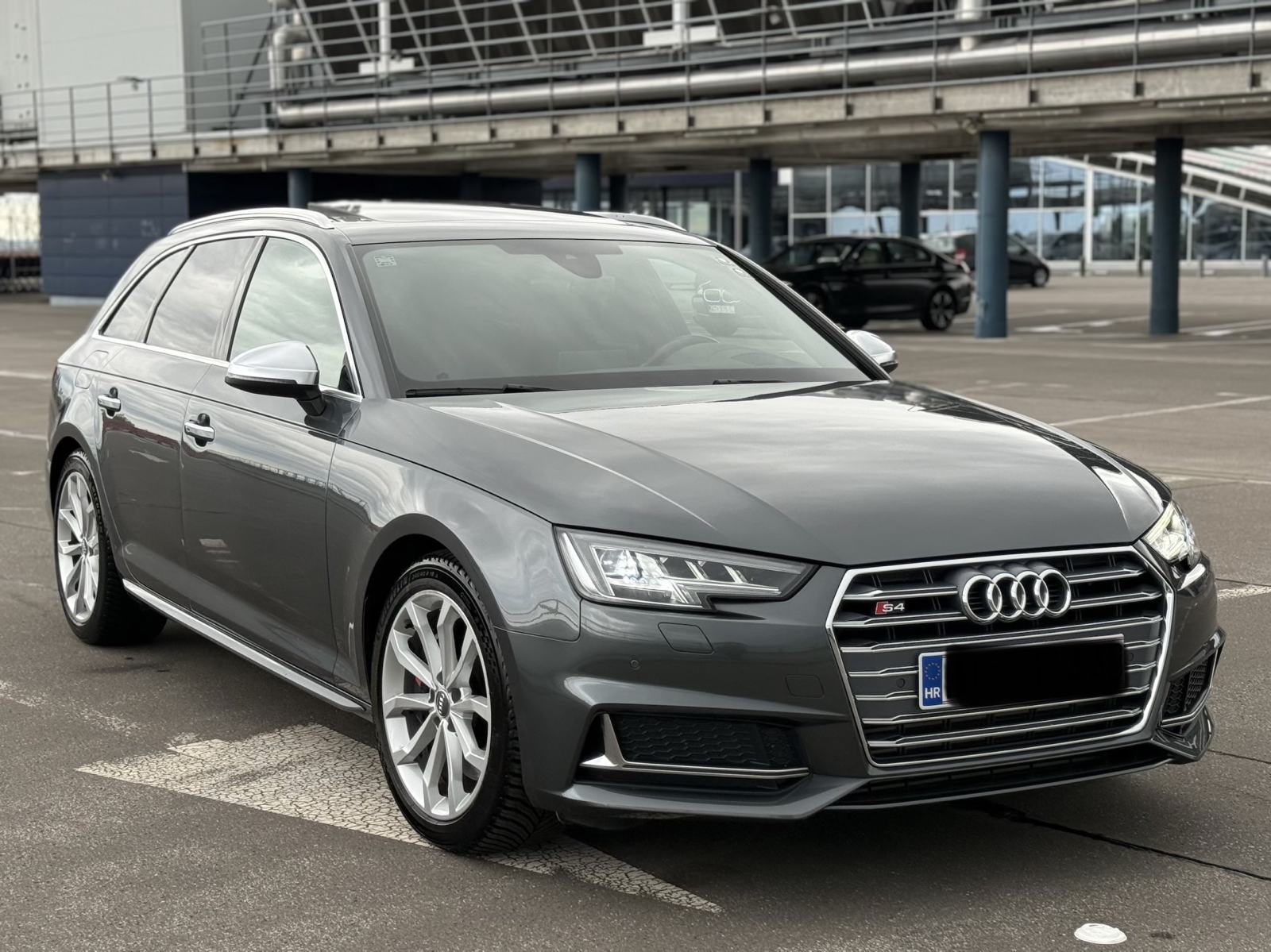Audi S4 Avant 3.0 TFSI V6 Quattro 354KS *PANORAMA*HEAD UP*MATRIX*KOŽA, fotografija 2