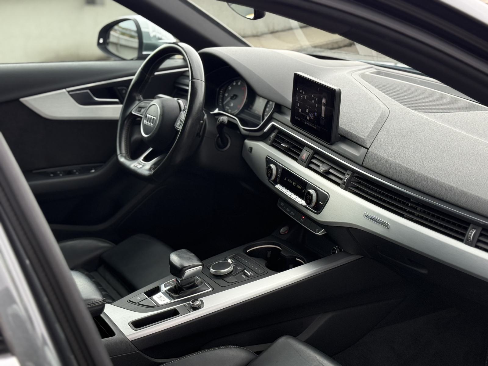 Audi S4 Avant 3.0 TFSI V6 Quattro 354KS *PANORAMA*HEAD UP*MATRIX*KOŽA, fotografija 14