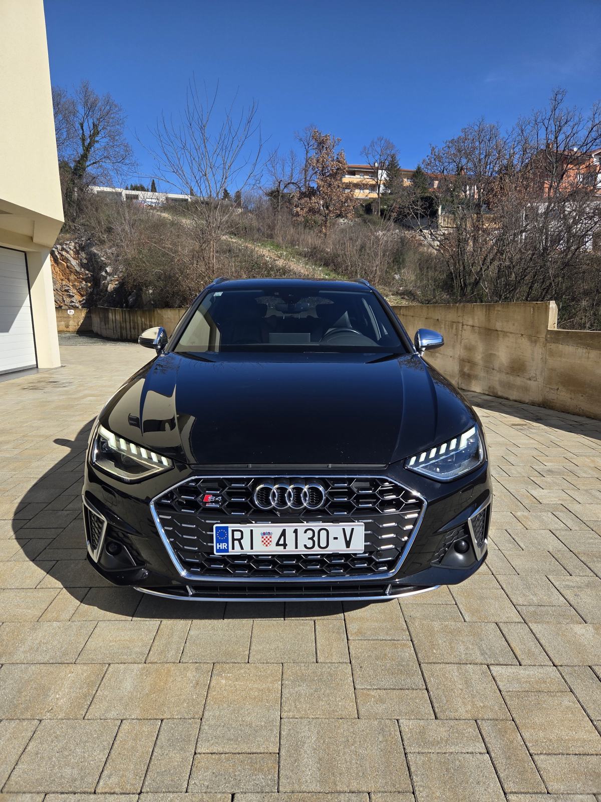 Audi S4 Avant A4 automatik, pogled izvana - slika 1
