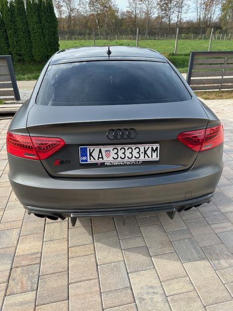 Audi S5 sportback automatik - TOP stanje, fotografija 14