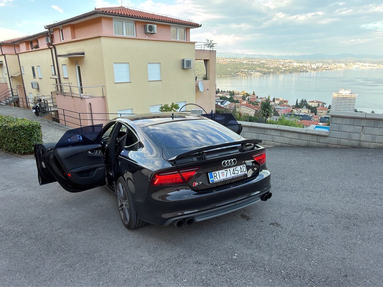Audi S7 4.0tfsi quattro v8 ABT 420 ks,HR auto,Registriran godinu dana!, fotografija 17