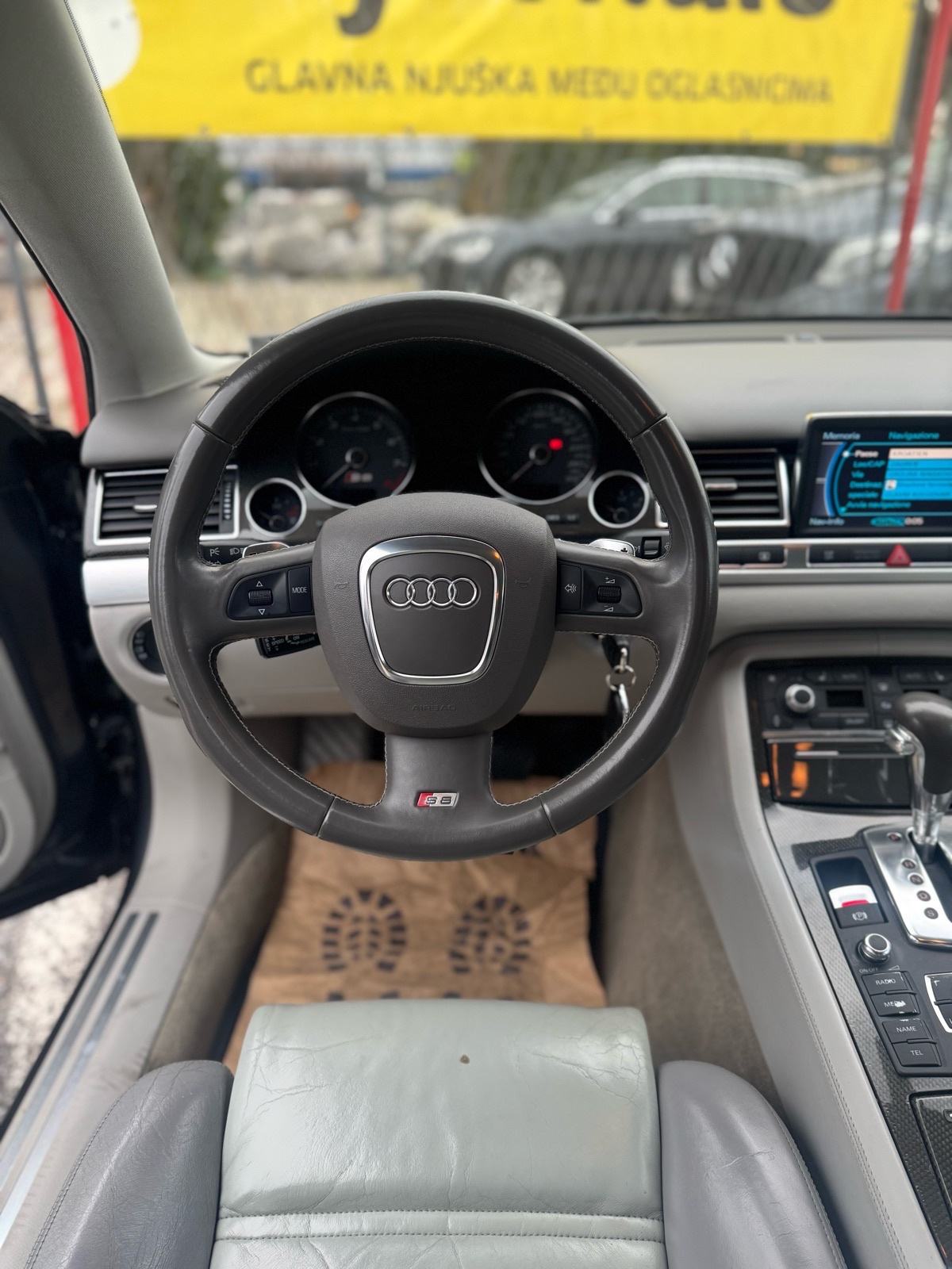 Audi S8 5,2 V10 450ks F1 Keramičke kočnice,Bang&Olfusen,TV,Klapne,20”, fotografija 5