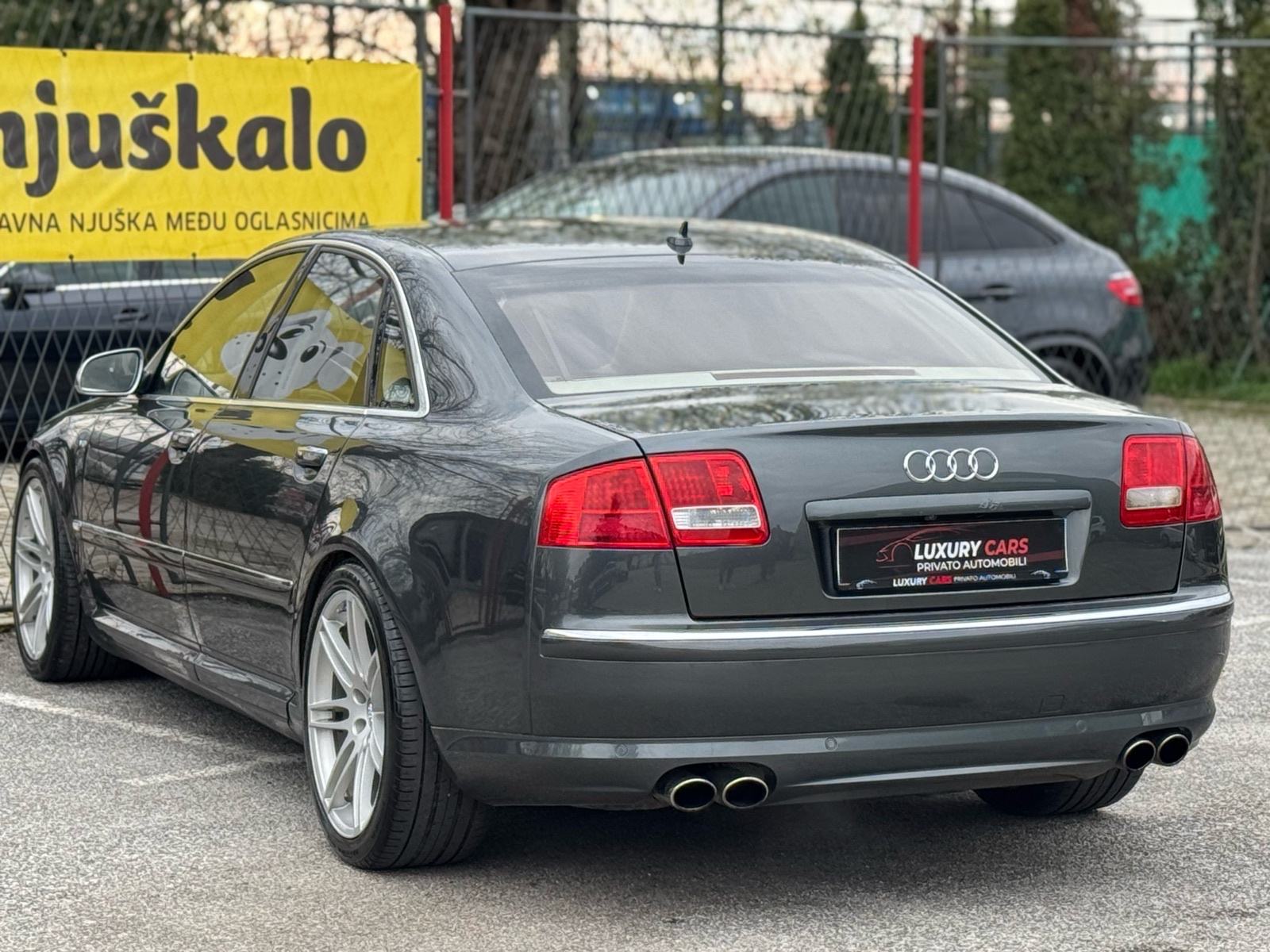 Audi S8 5,2 V10 450ks F1 Keramičke kočnice,Bang&Olfusen,TV,Klapne,20”, fotografija 6