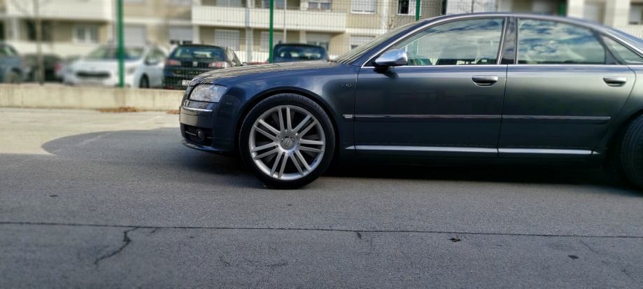 Audi S8 5,2 V10,full oprema,odlično stanje,kasko, fotografija 5