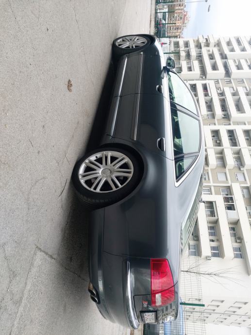 Audi S8 5,2 V10,full oprema,odlično stanje,kasko, fotografija 7