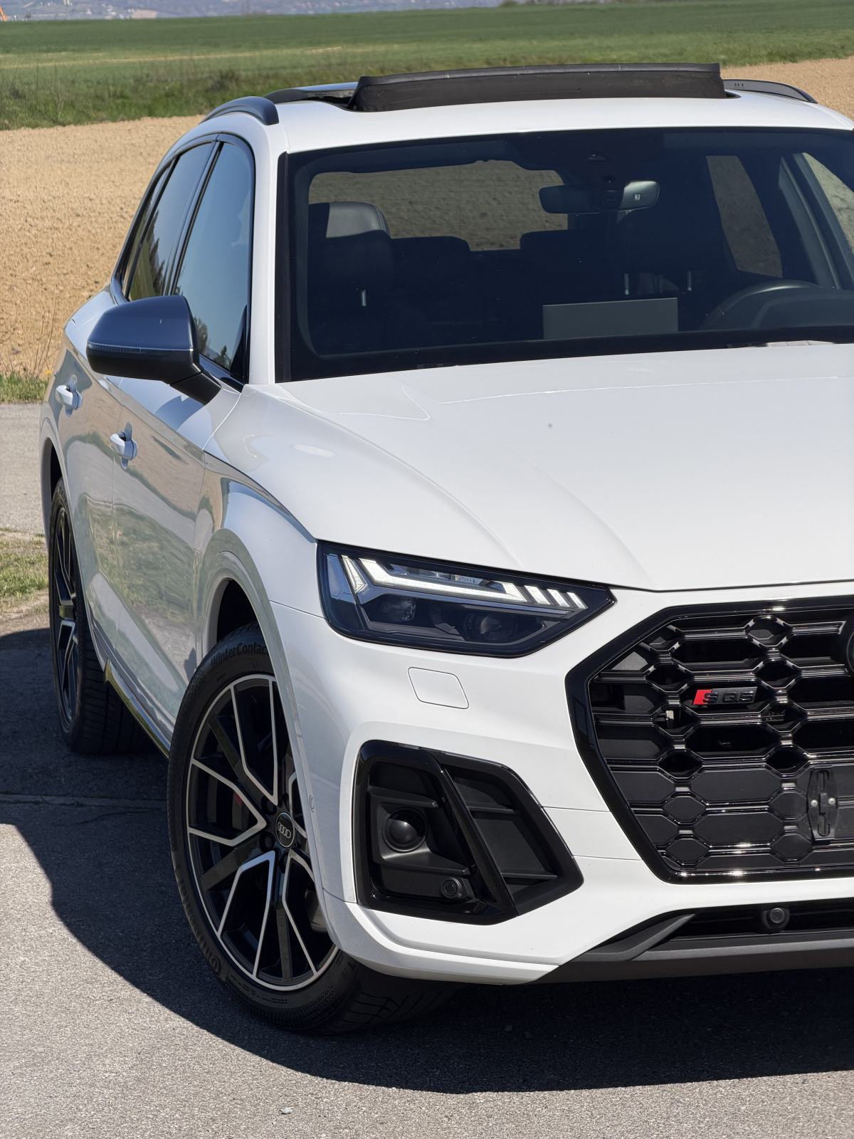 Audi SQ5 Black Edition-Carbon-Zračni, fotografija 8
