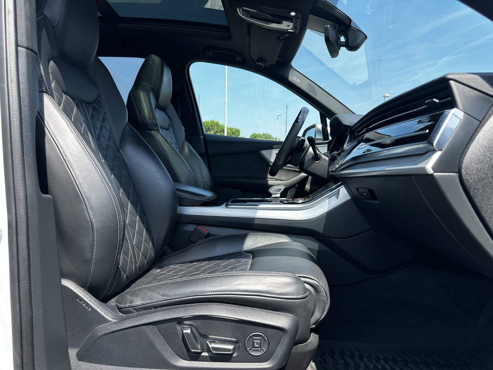 Audi SQ7 4.0 TDI 7 SEDEŽEV-LASER-PANO-KAM-KLJUKA-ALU.22-B&O, fotografija 17