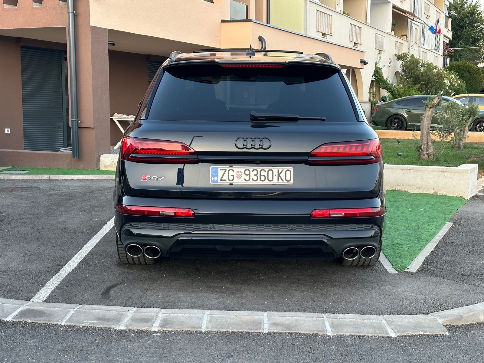 Audi SQ7 4.0TDI V8 Black Edition, fotografija 4