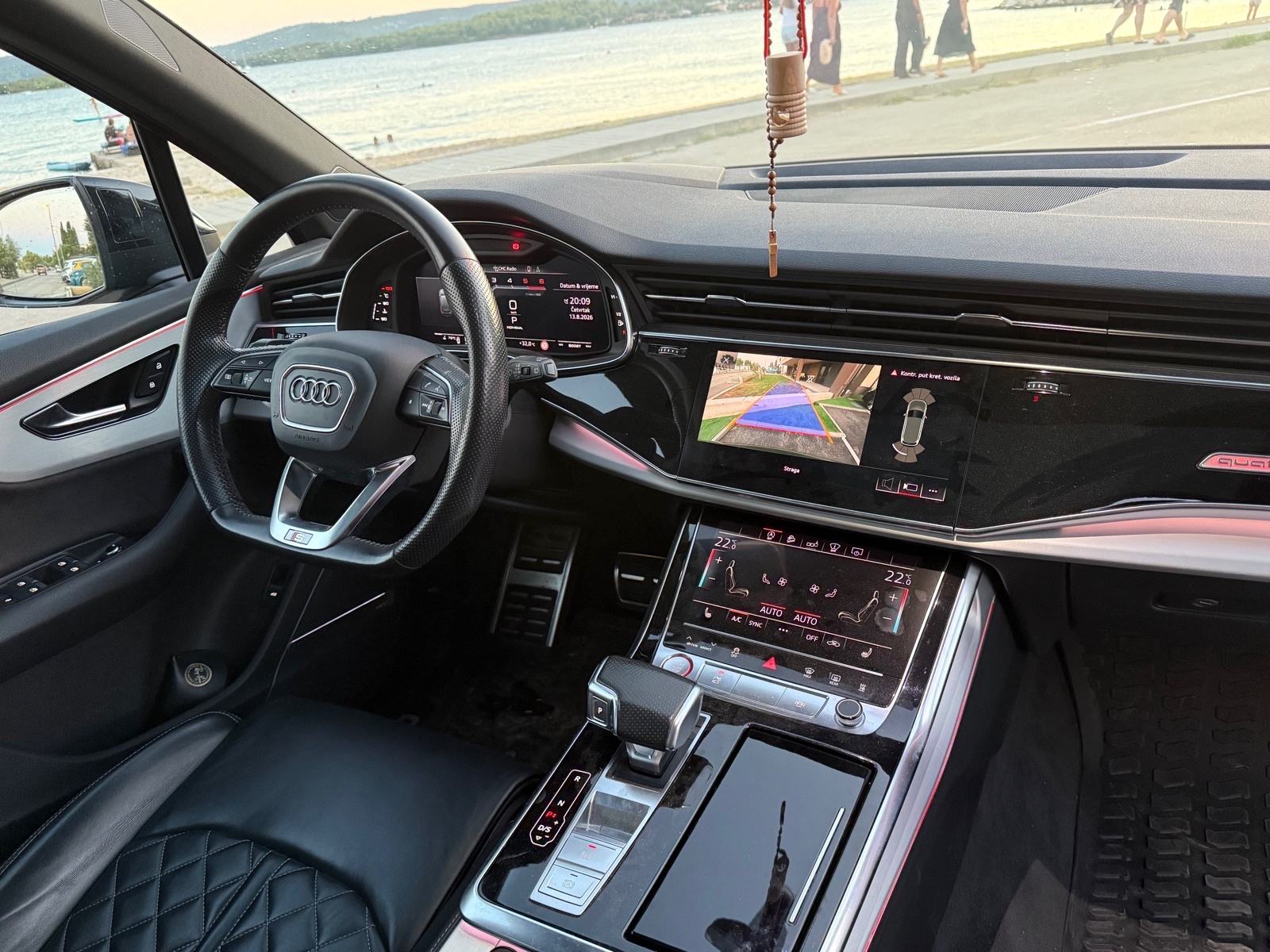 Audi SQ7 4.0TDI V8 Black Edition, fotografija 13