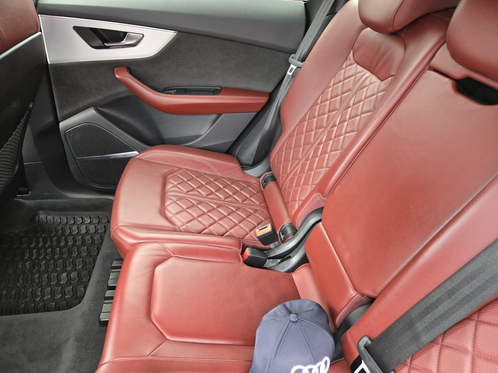 Audi SQ8 TFSI automatik, fotografija 14