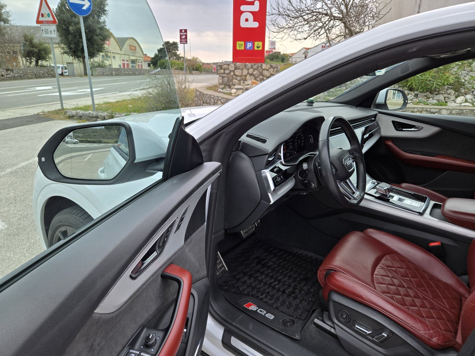 Audi SQ8 TFSI automatik, fotografija 18