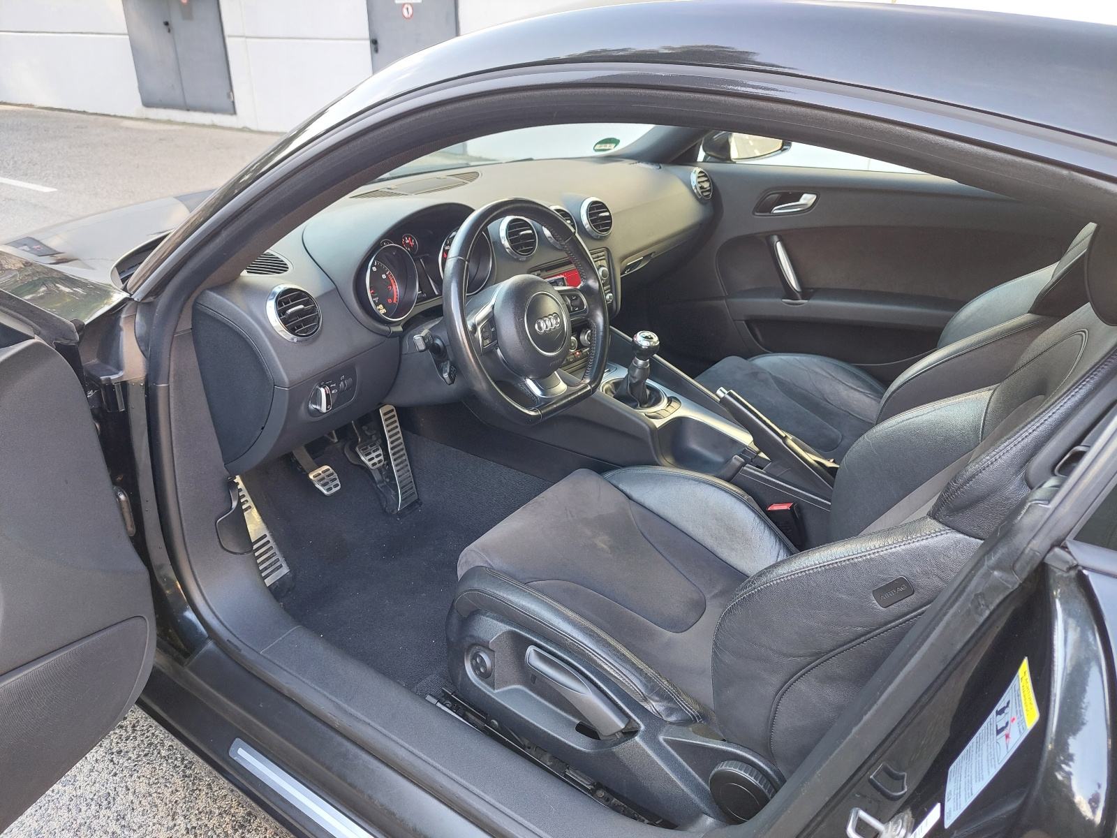 Audi TT 1,8 TFSI **S-LINE**AKCIJA **, fotografija 12