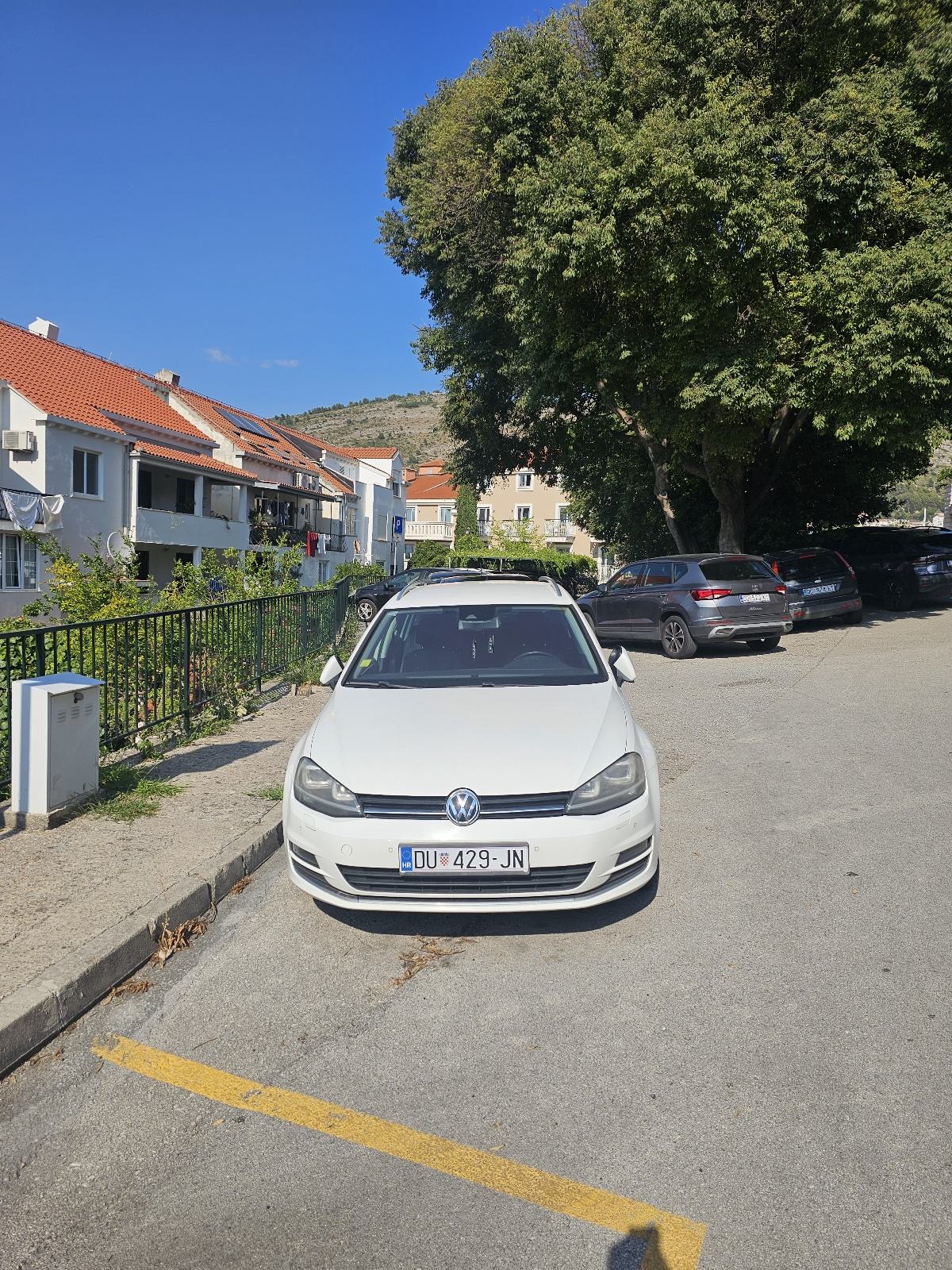 Golf 7 variant 2016, pogled izvana - slika 1